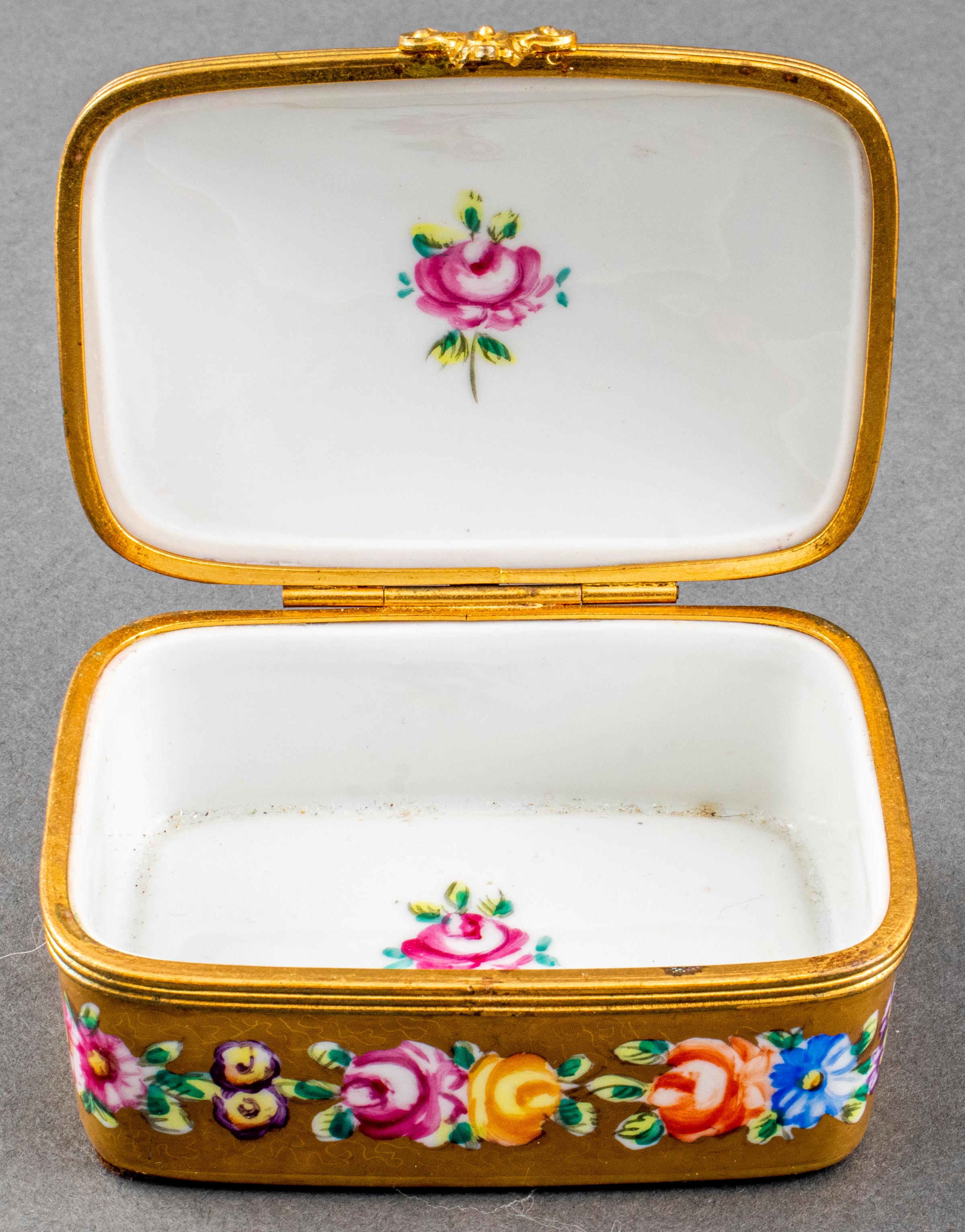 Le Tallec French Hand-Painted Porcelain Jewelry Box In Good Condition For Sale In New York, NY