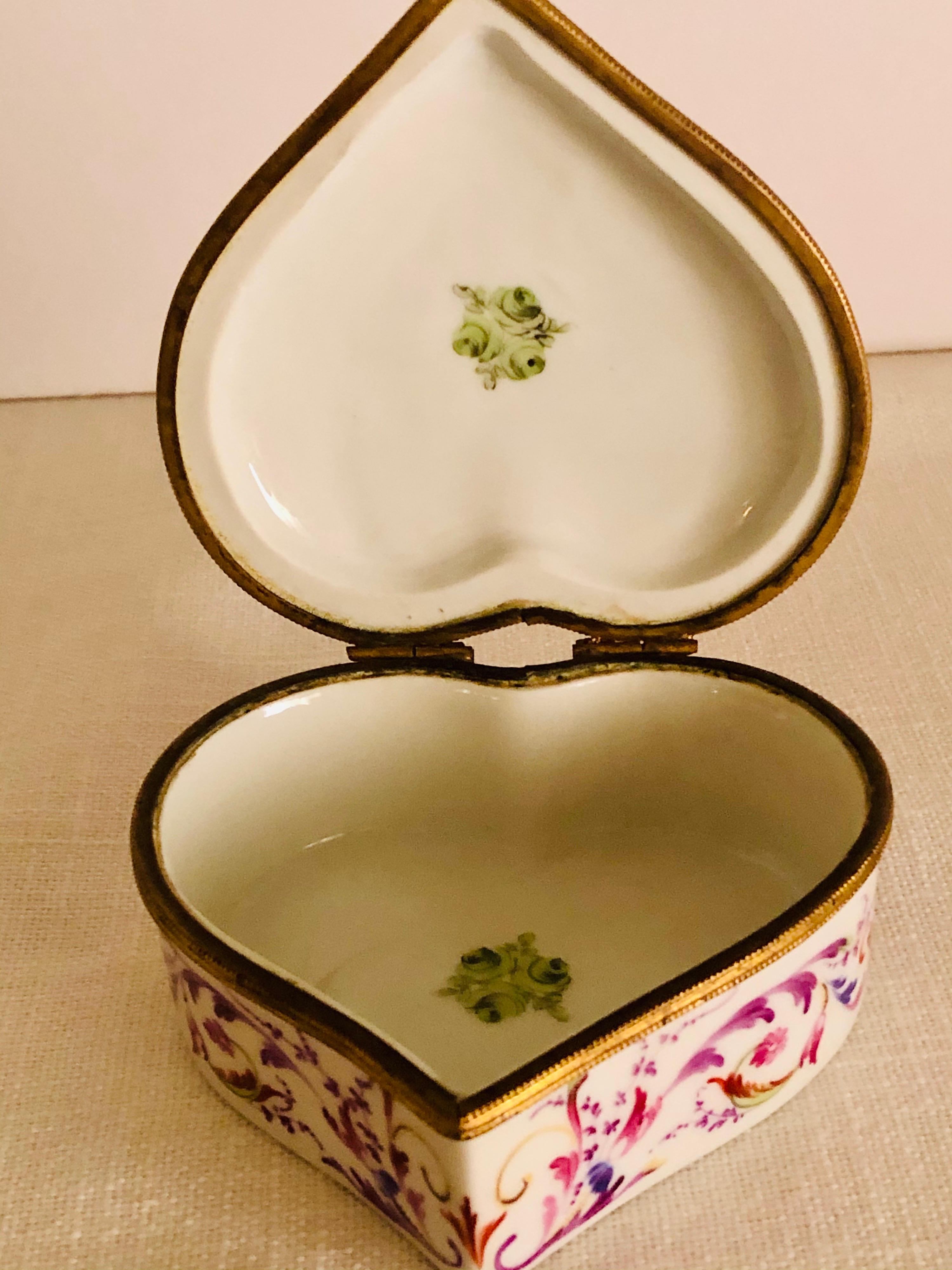 Le Tallec Heart Shape Box Hand-Painted with a Colorful Arabesque Decoration For Sale 2