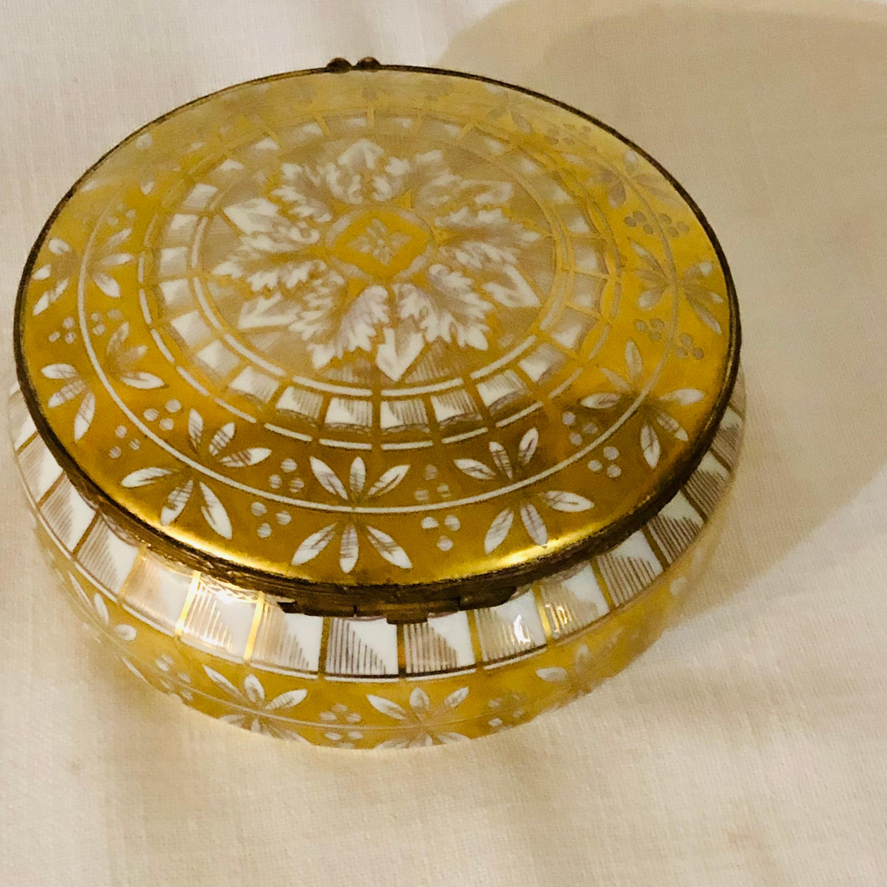 Le Tallec Porcelain Box with Gold Painted Decoration on a White Porcelain Ground 6
