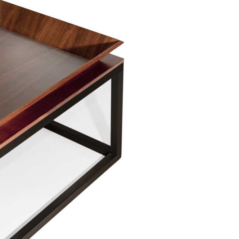 Moderne Le Tray Pieds droits, table basse ou table à cocktail, noyer/bronze huilé en vente