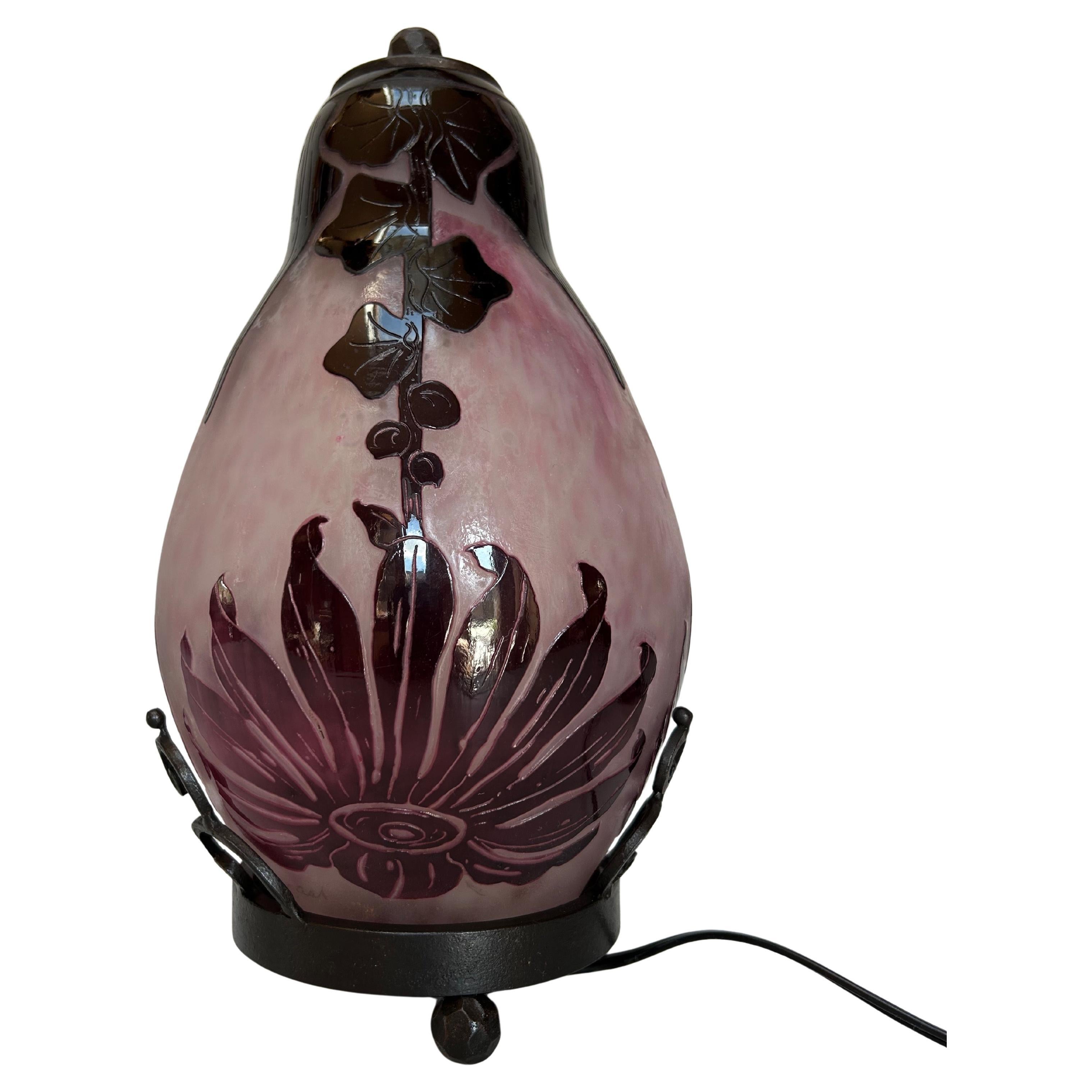 Le Verre Français Art Deco Dahlia Night Light