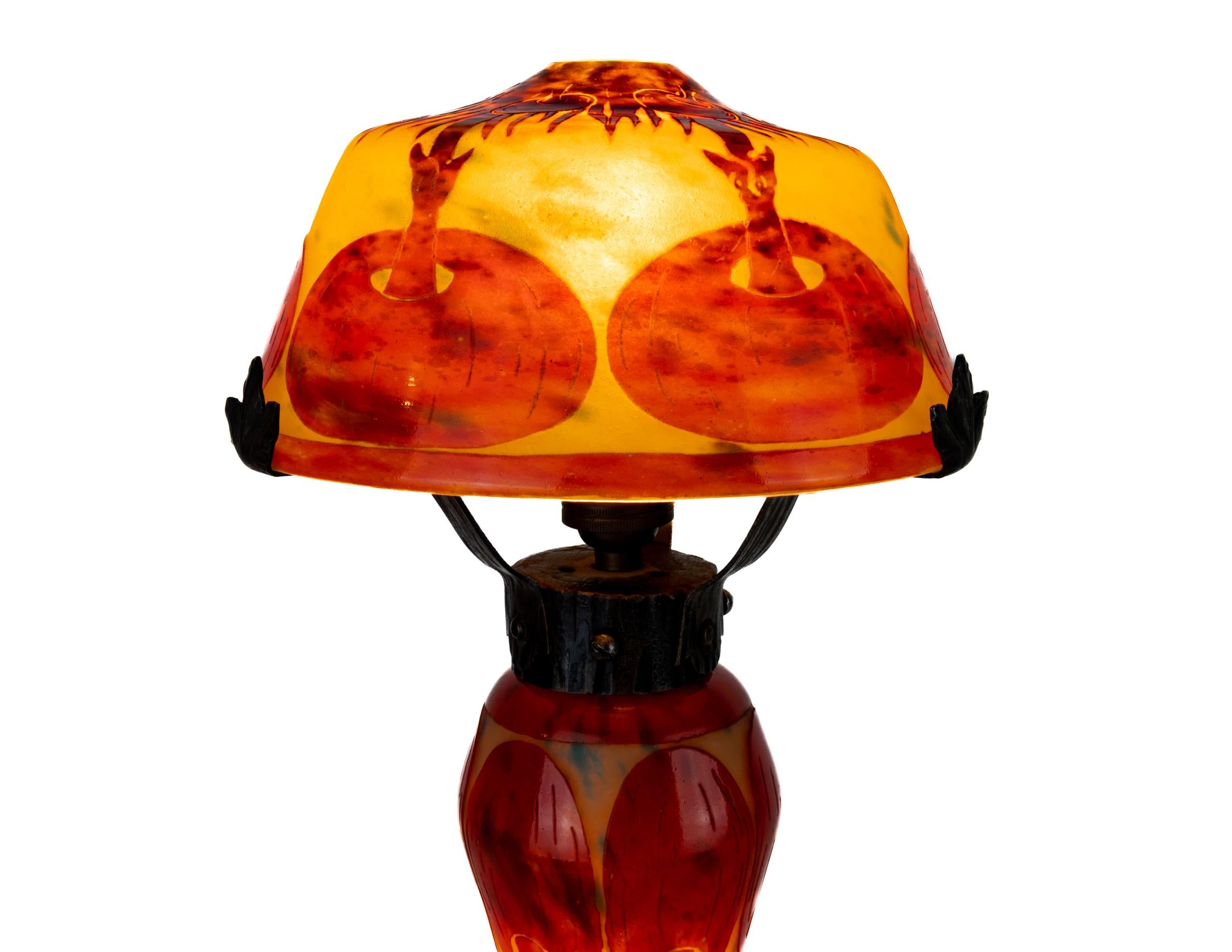 Le Verre Français – Art Deco table lamp in the “Coprin” motif – 1923 / 1926 2