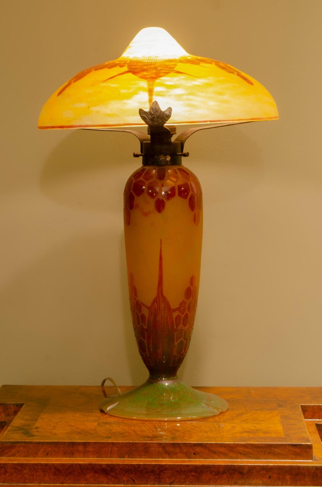 Etched Le Verre Francais Cameo Glass Lamp For Sale