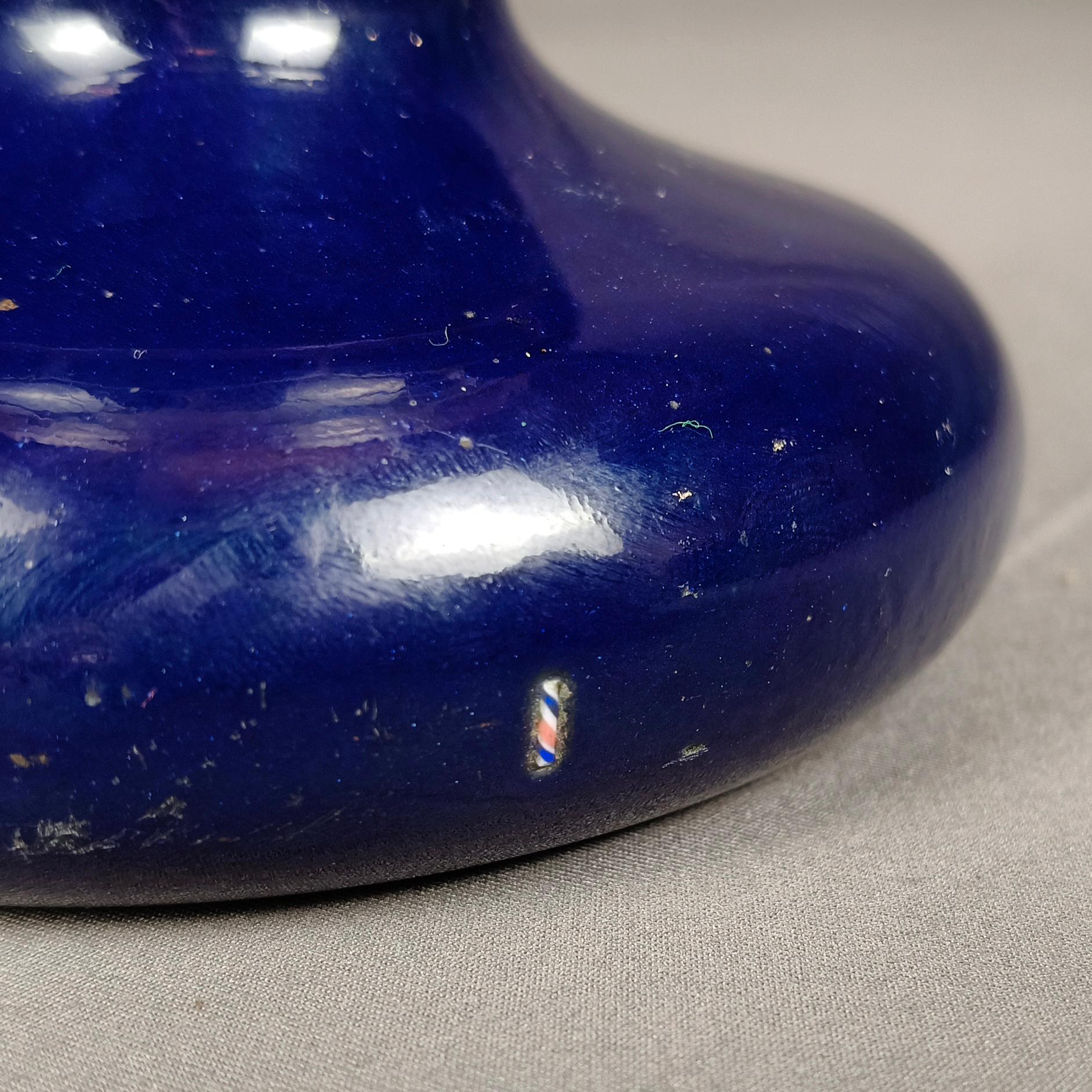 Le Verre Français Collection Figue Vase à fleurs en verre camée jaune et bleu en vente 2