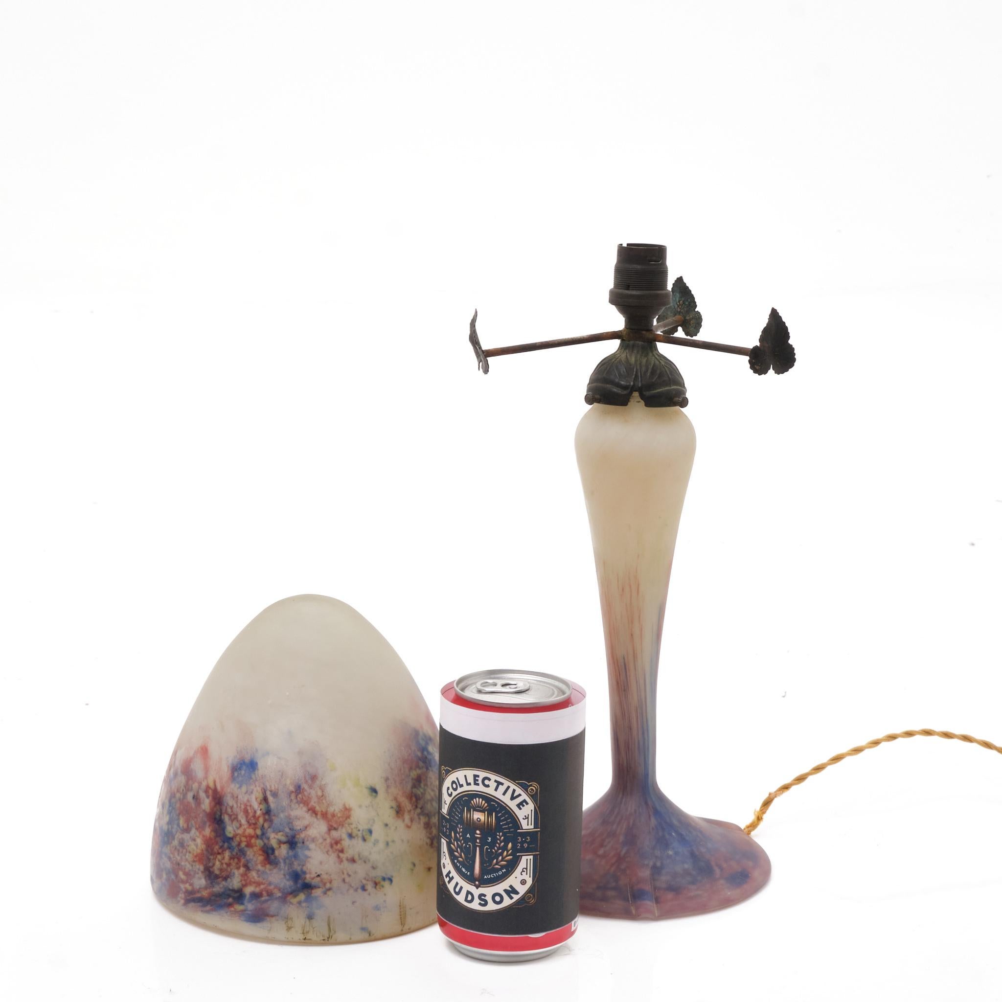 Verre d'art Lampe française Le Verre, verre d'art par Charles Schneider en vente