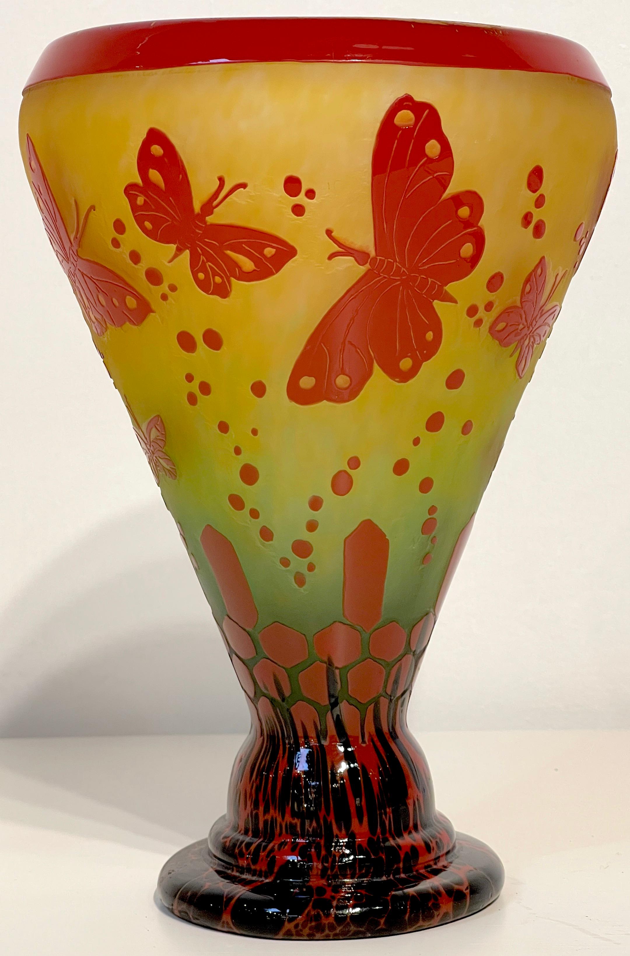 Le Verre Francais 'Papillons' French Cameo Art Glass vase
Charles Schneider Glassworks, Épinay-sur-Seine, France. 

The name 'Le Verre Francais' was used by the Schneiders for multi- layered cameo glass, in a combined Art Nouveau and Art Deco