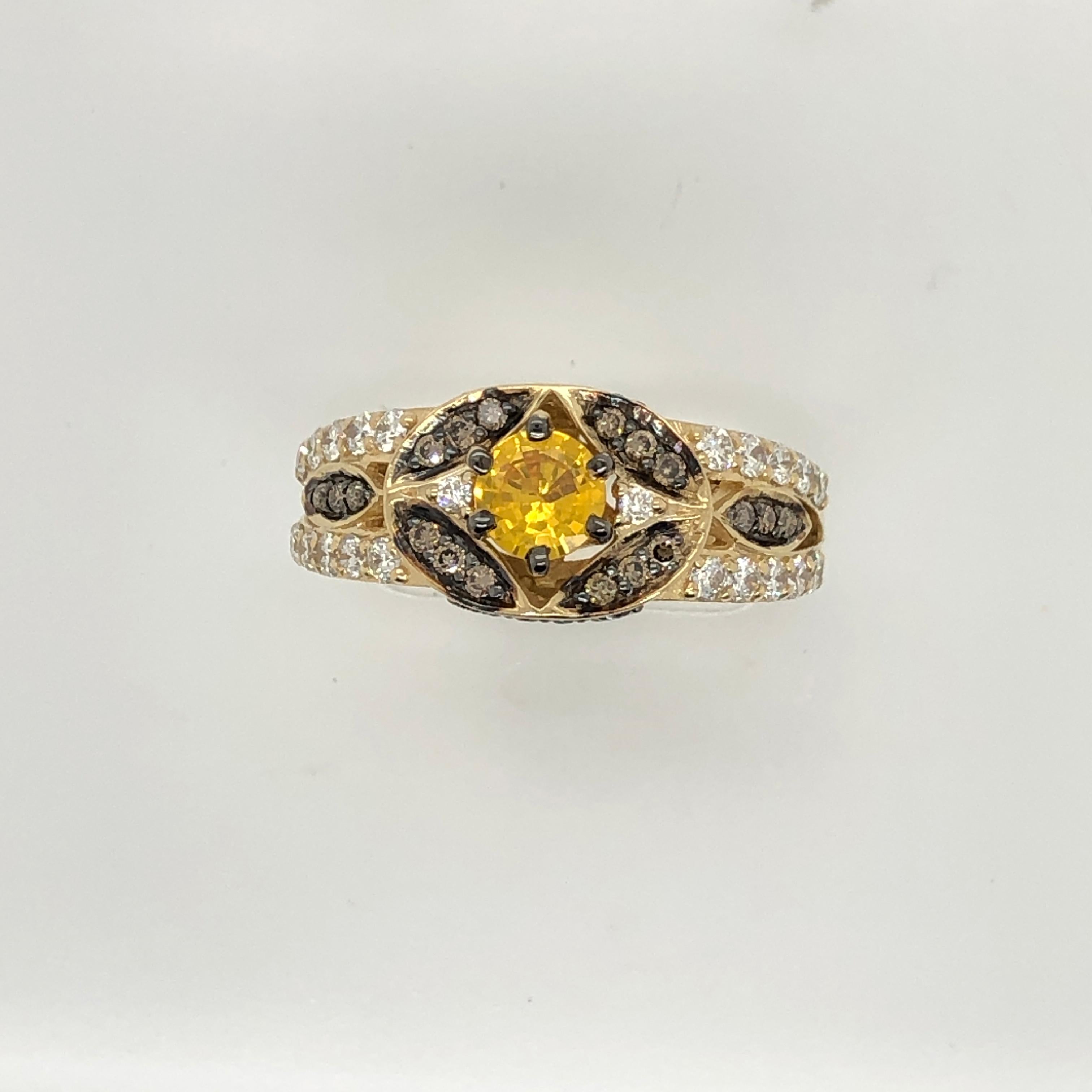 Le Vian 1/2 Carat Yellow Sapphire Yellow Gold Ring In New Condition In Great Neck, NY