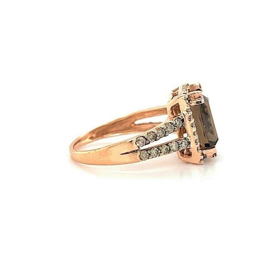 Le Vian 14k Rose Gold Cushion Smoky Quartz and Diamond Ring Size 8

Condition:  Excellent Condition, Professionally Cleaned and Polished
Metal:  14k Gold (Marked, and Professionally Tested)
Weight:  4.6g
Gemstone:  2.5ct Cushion Cut Smoky