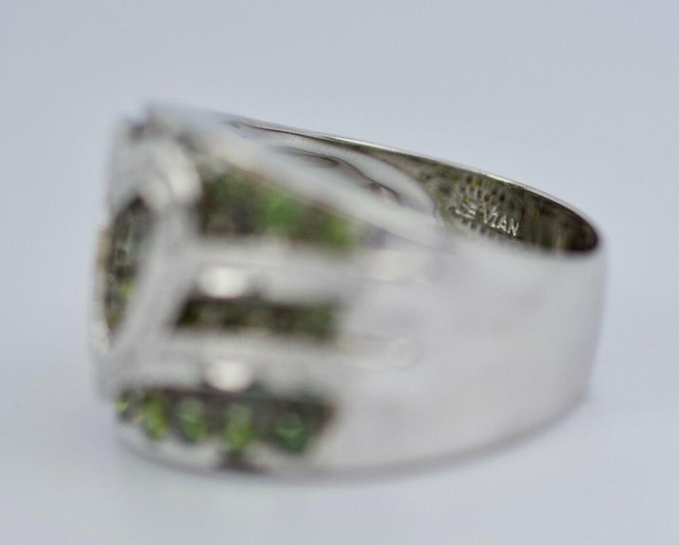 Le Vian 14 Karat White Gold Green Diamond and White Diamond Heart Shape Ring For Sale 1