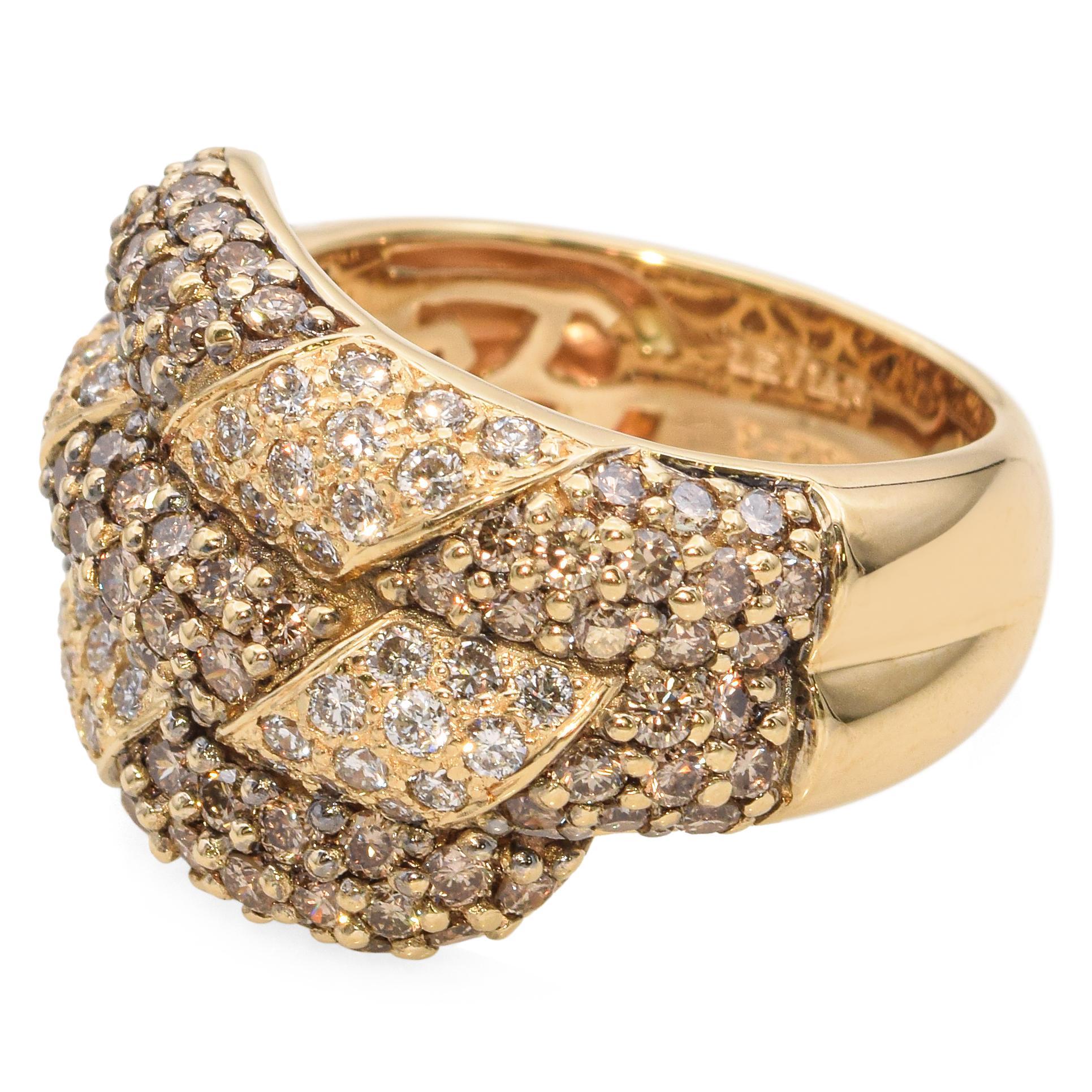 Le Vian, bague en or jaune 14 carats avec demi-pavé de diamants Bon état - En vente à New York, NY