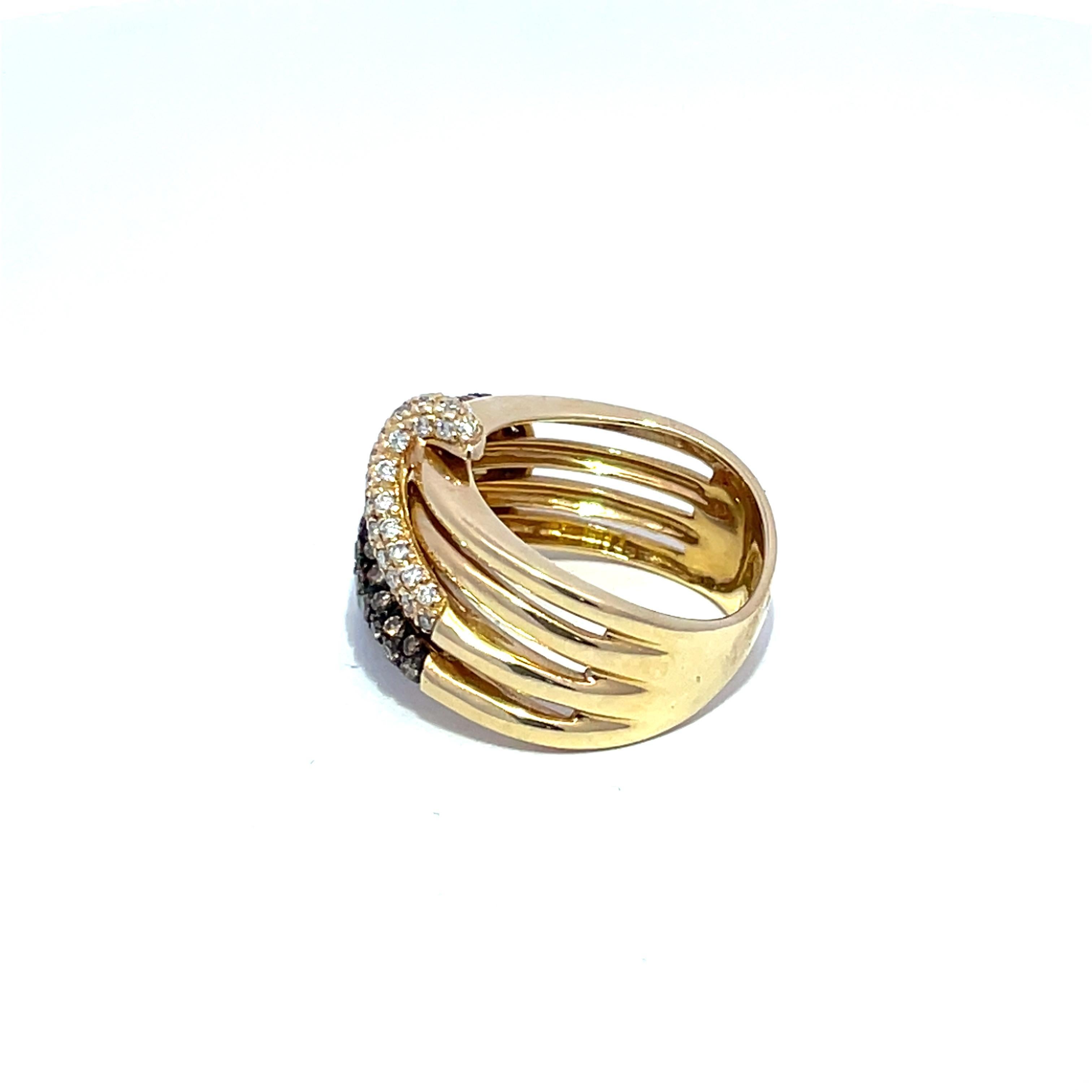 Moderne Le Vian Bague en or jaune 14k à double tête de serpent et diamant en vente