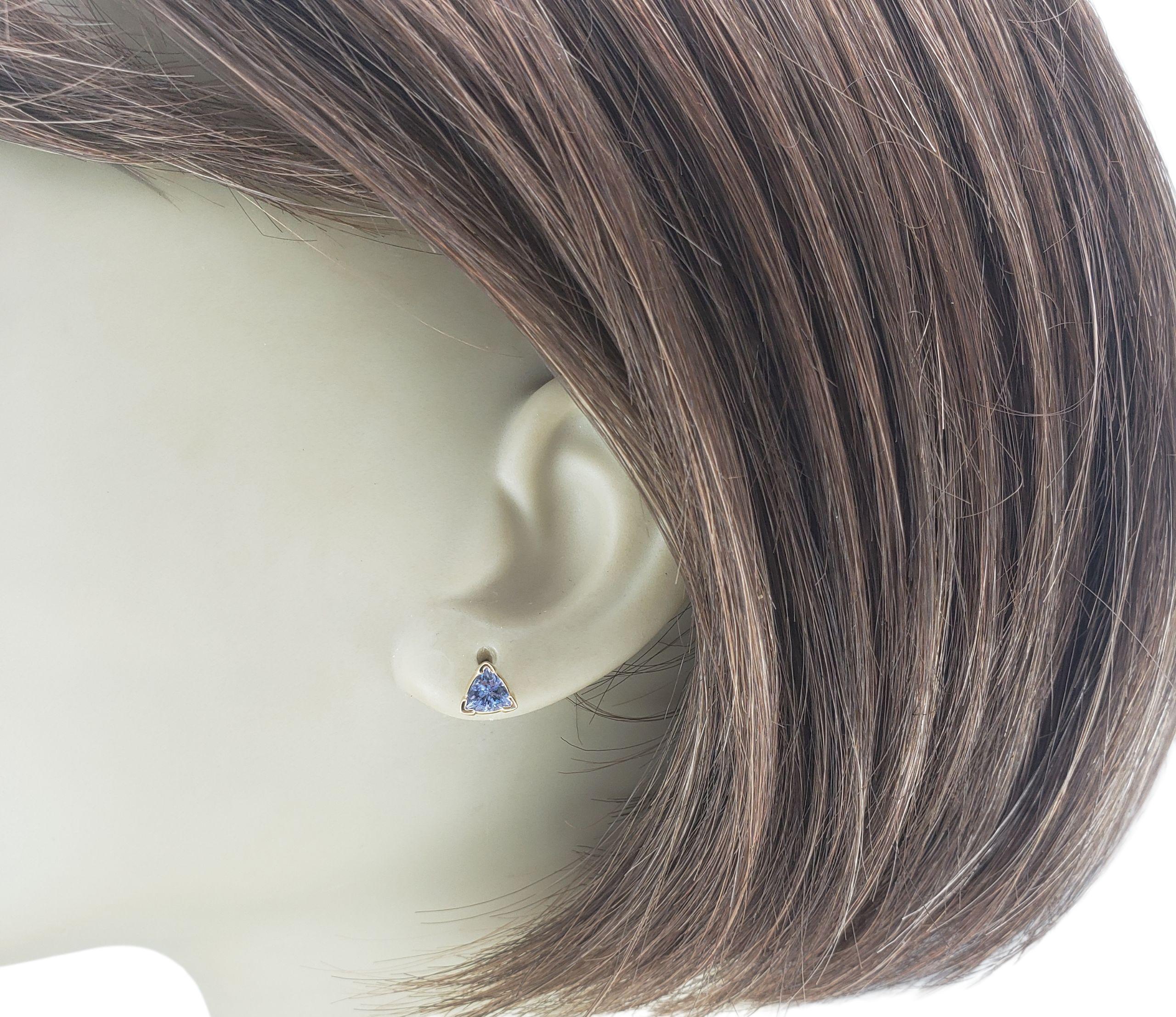 Le Vian 14K Yellow Gold Trillion Cut Tanzanite Stud Earrings #23354 in vendita 1