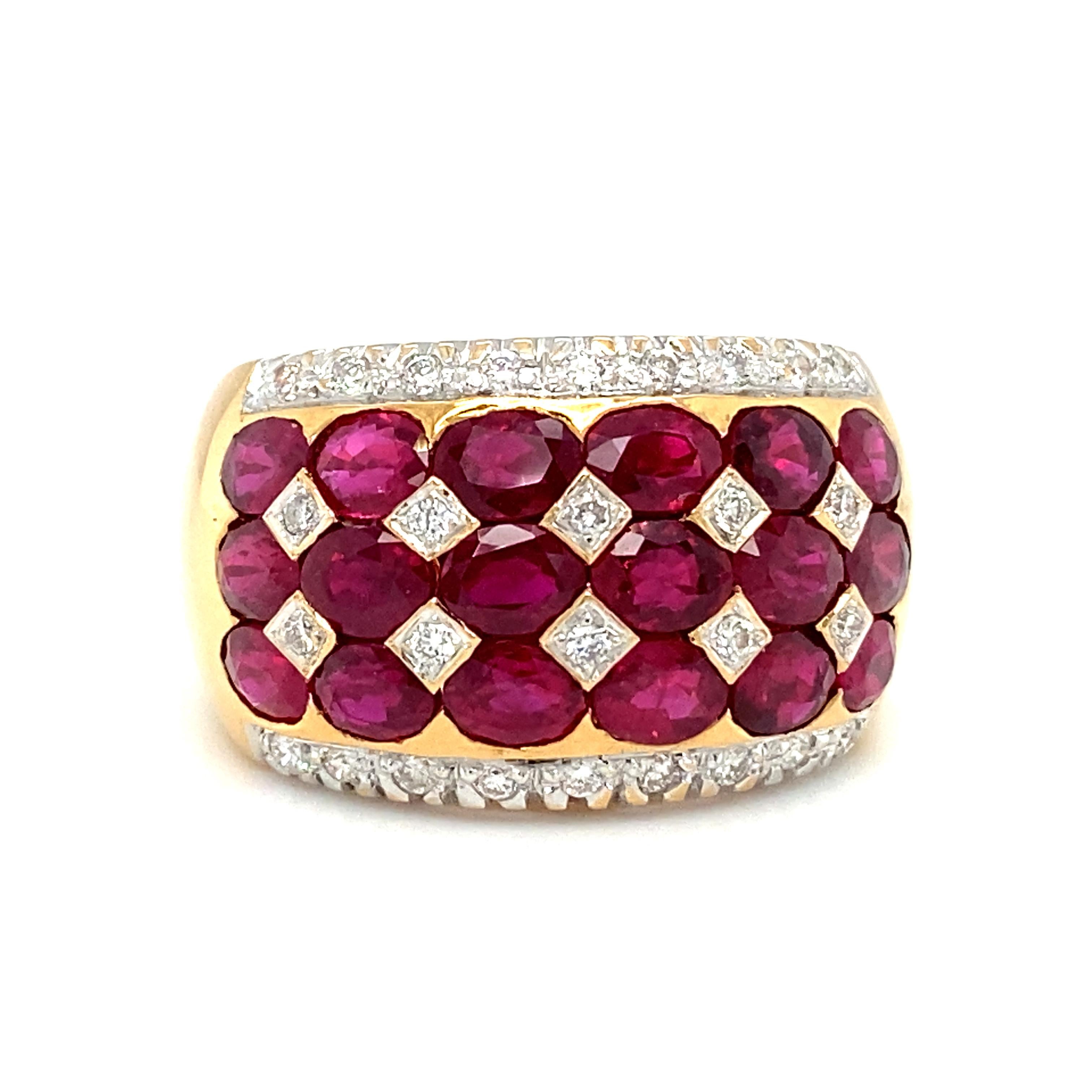LE VIAN 2 Carat Total Oval Ruby and Diamond Band in 18 Karat Gold In Excellent Condition For Sale In Atlanta, GA