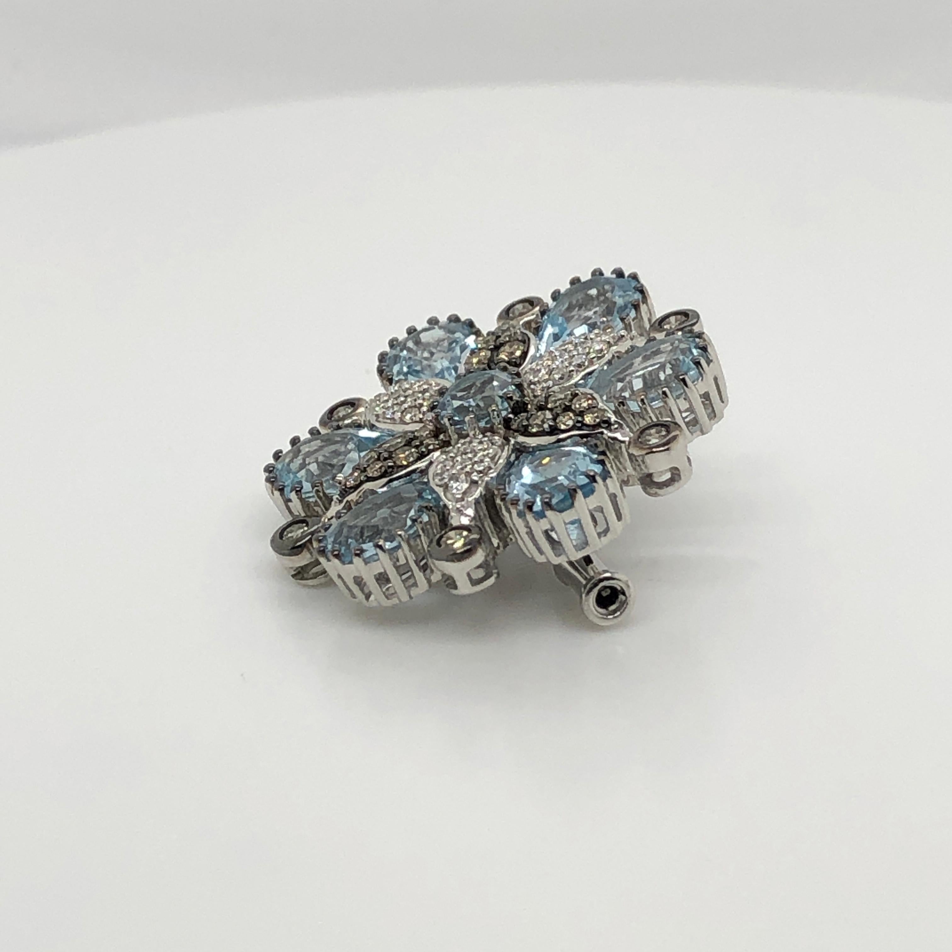Le Vian 6.98 Carat Blue Topaz White Gold Pin In New Condition For Sale In Great Neck, NY