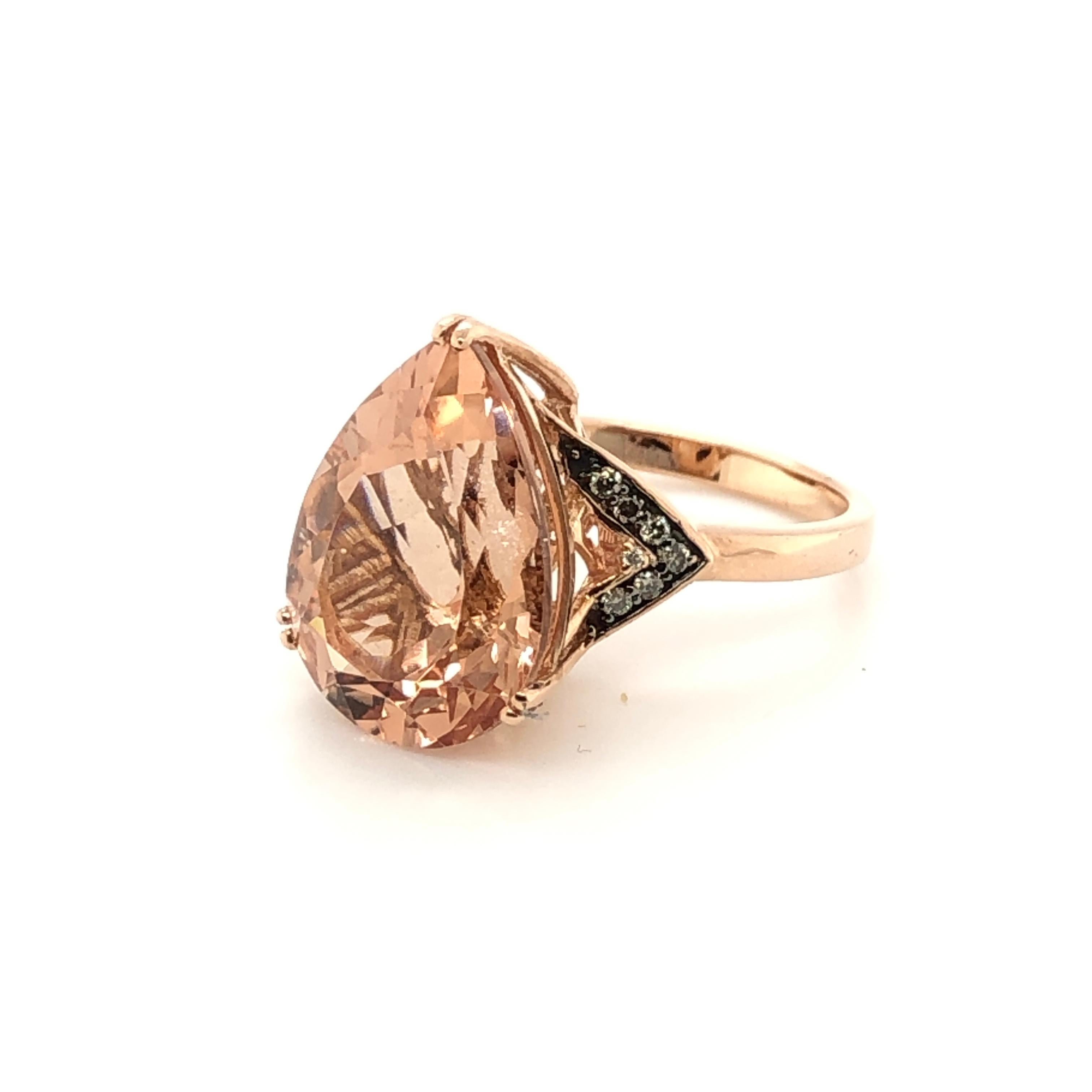 Taille poire Le Vian Bague en or rose avec morganite pêche de 8 carats en vente