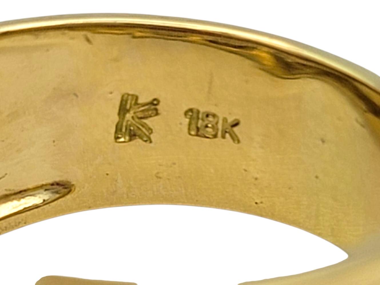 Donna Anello a fascia con rubino Baguette e diamanti tondi di Le Vian a più file in oro giallo 18 carati in vendita