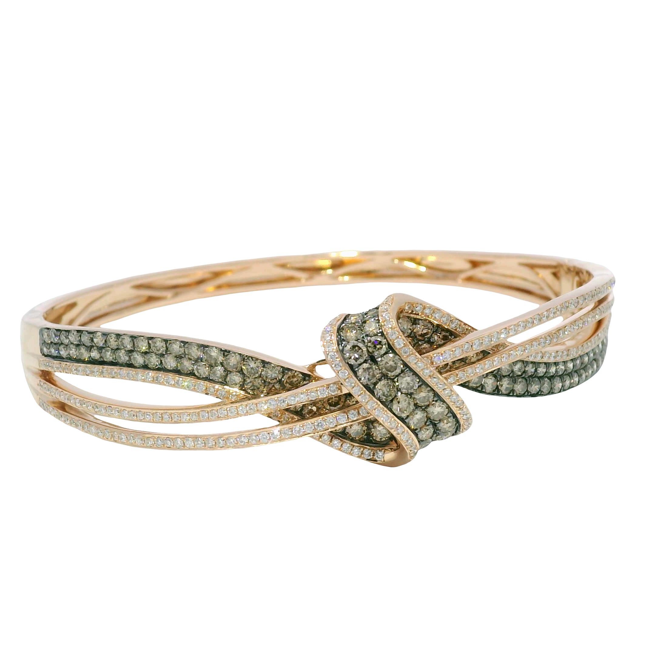Le Vian Chocolate & White Diamond 14 Karat Bangle Bracelet En Stock en vente 3