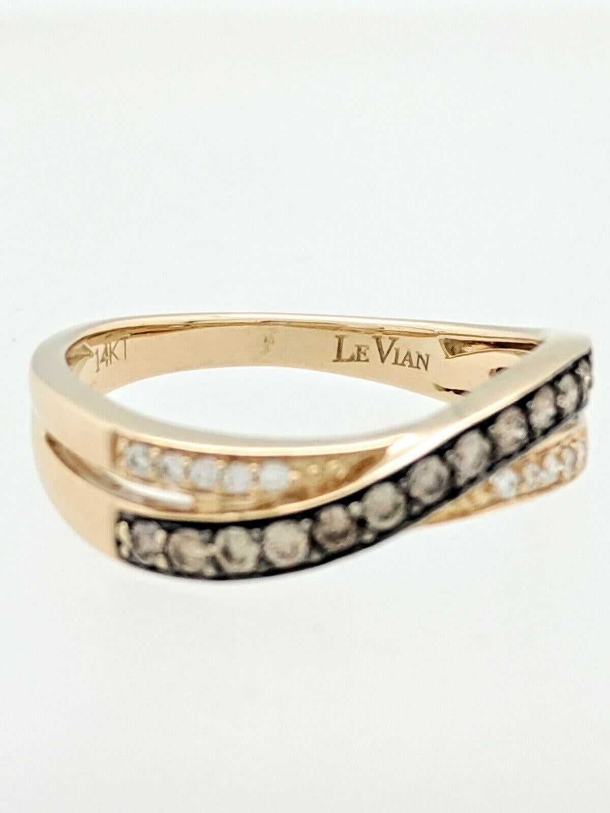 Le Vian Chocolate and White Diamonds Overlay Band 14 Karat Honey Gold For Sale 2