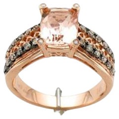 Chocolatier-Ring mit pfirsichfarbenem Morganit und schokoladenfarbenen Diamanten von Vian