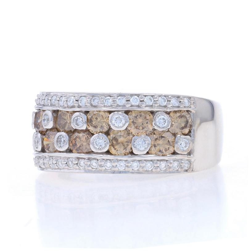 Le Vian Diamond Cluster Cocktail Band - White Gold 14k Round 1.75ctw Ring In Excellent Condition For Sale In Greensboro, NC