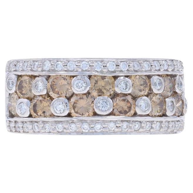 Fascia da cocktail con diamanti a grappolo di Le Vane - Anello rotondo in oro bianco 14k da 1,75 ct.