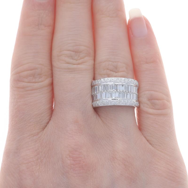 Round Cut Le Vian Diamond Cluster Cocktail Band - White Gold 18k Bag 1.55ctw Ring Sz 6 3/4 For Sale
