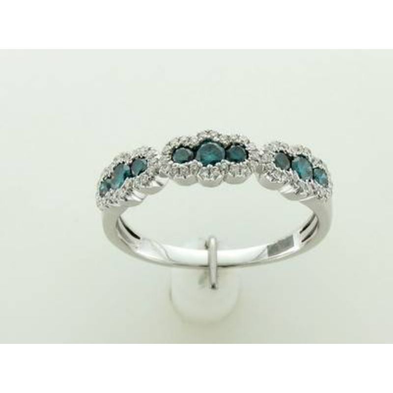 Le Vian Exotics Ring Featuring Blueberry Diamonds, Vanilla Diamonds Set For Sale