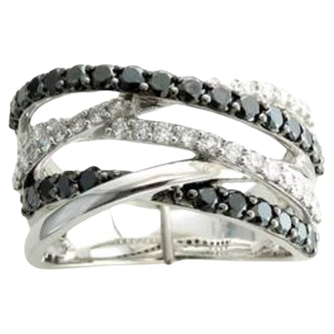Le Vian Exotics Ring Featuring Vanilla Diamonds, Blackberry Diamonds Set For Sale