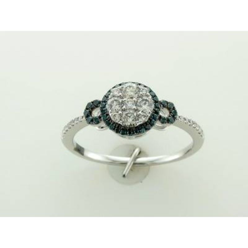 Le Vian Exotics Ring Featuring Vanilla Diamonds, Blueberry Diamonds Set For Sale