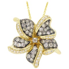 Diamant-Halskette mit Blume von Le Vian