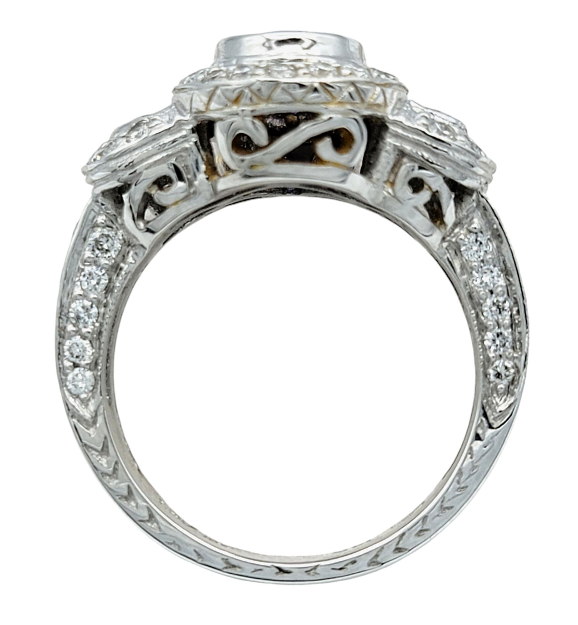 Anello a tre pietre con tanzanite e diamanti taglio ovale di Le Vian in oro bianco 14 carati In condizioni buone in vendita a Scottsdale, AZ