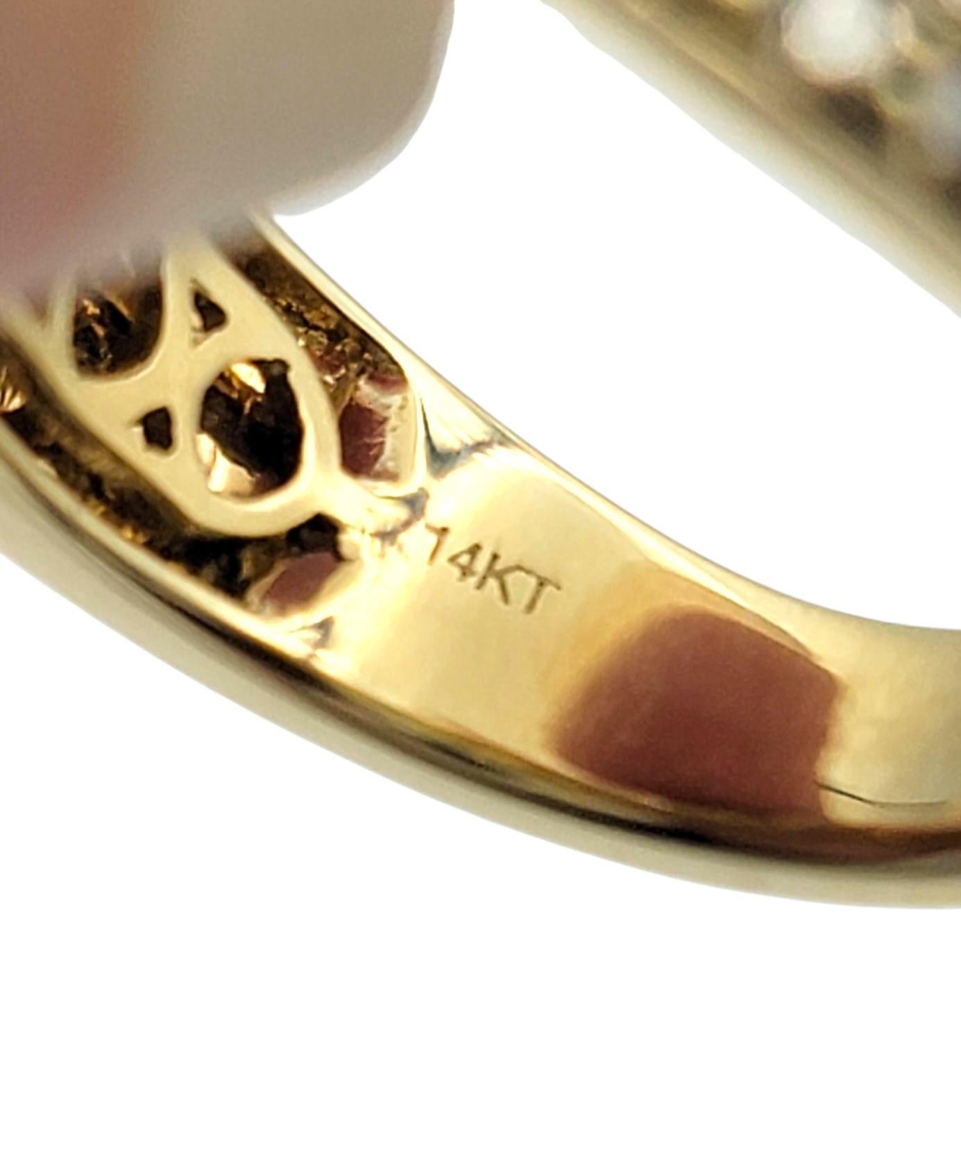 Anillo de oro de 14 quilates con pavé de chocolate y hebilla de diamantes blancos Le Vian en venta 1