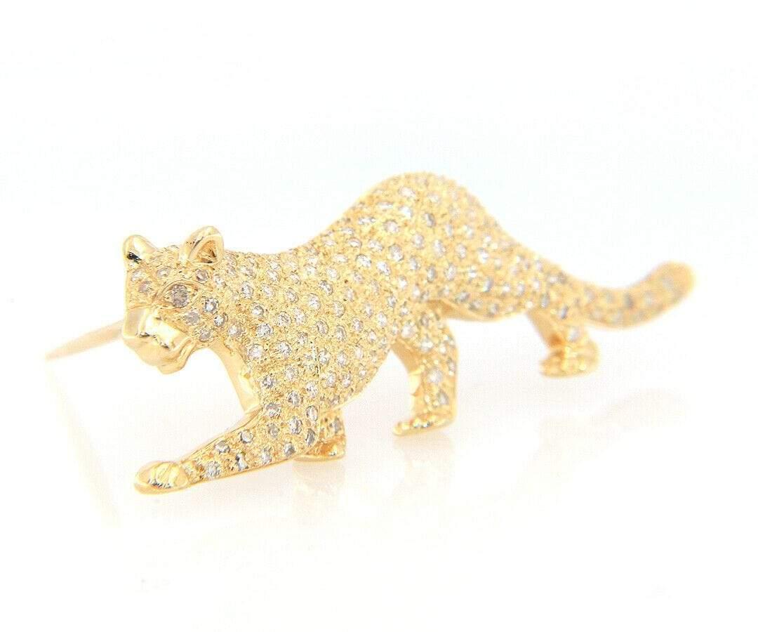 Le Vian Pave Diamond Panther Brooch in 14K

Le Vian Pave Diamond Panther Brooch
14K Yellow Gold
Diamonds Carat Weight: Approx. 0.65ctw
Brooch Dimensions: Approx. 46.0 X 14.0 MM
Weight: Approx. 4.40 Grams
Stamped: Le Vian, 14K

Condition:
Offered for