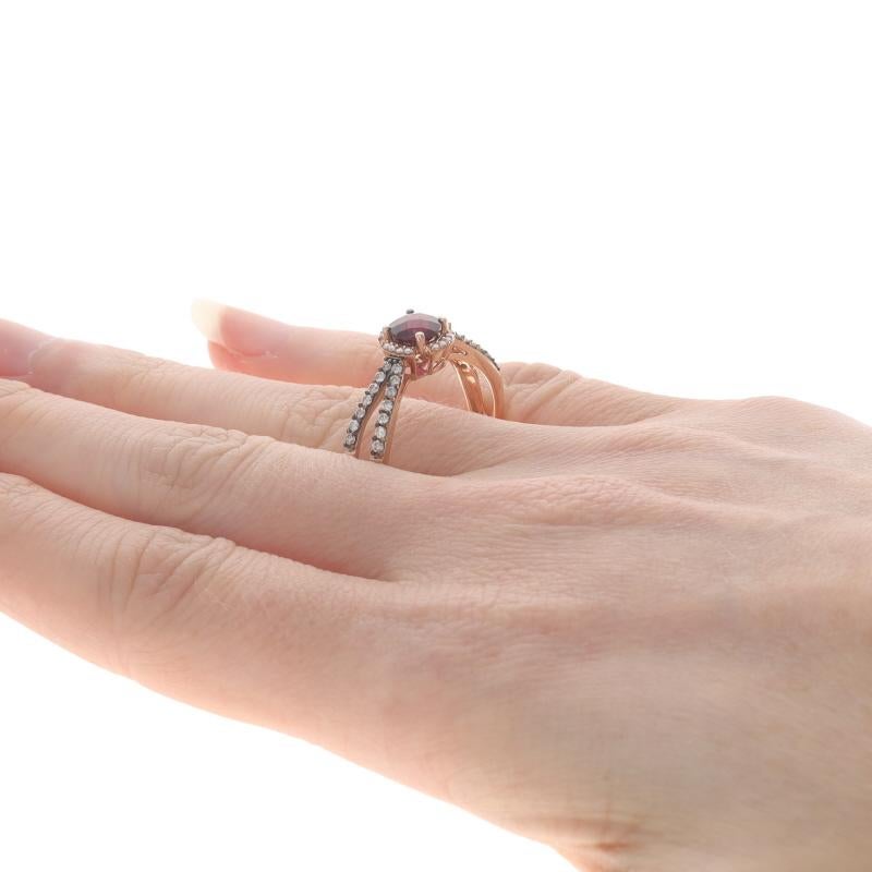 Le Vian Rhodolite Garnet Diamond Ring - Rose Gold 14k Round Checkerboard 1.60ctw In Excellent Condition For Sale In Greensboro, NC