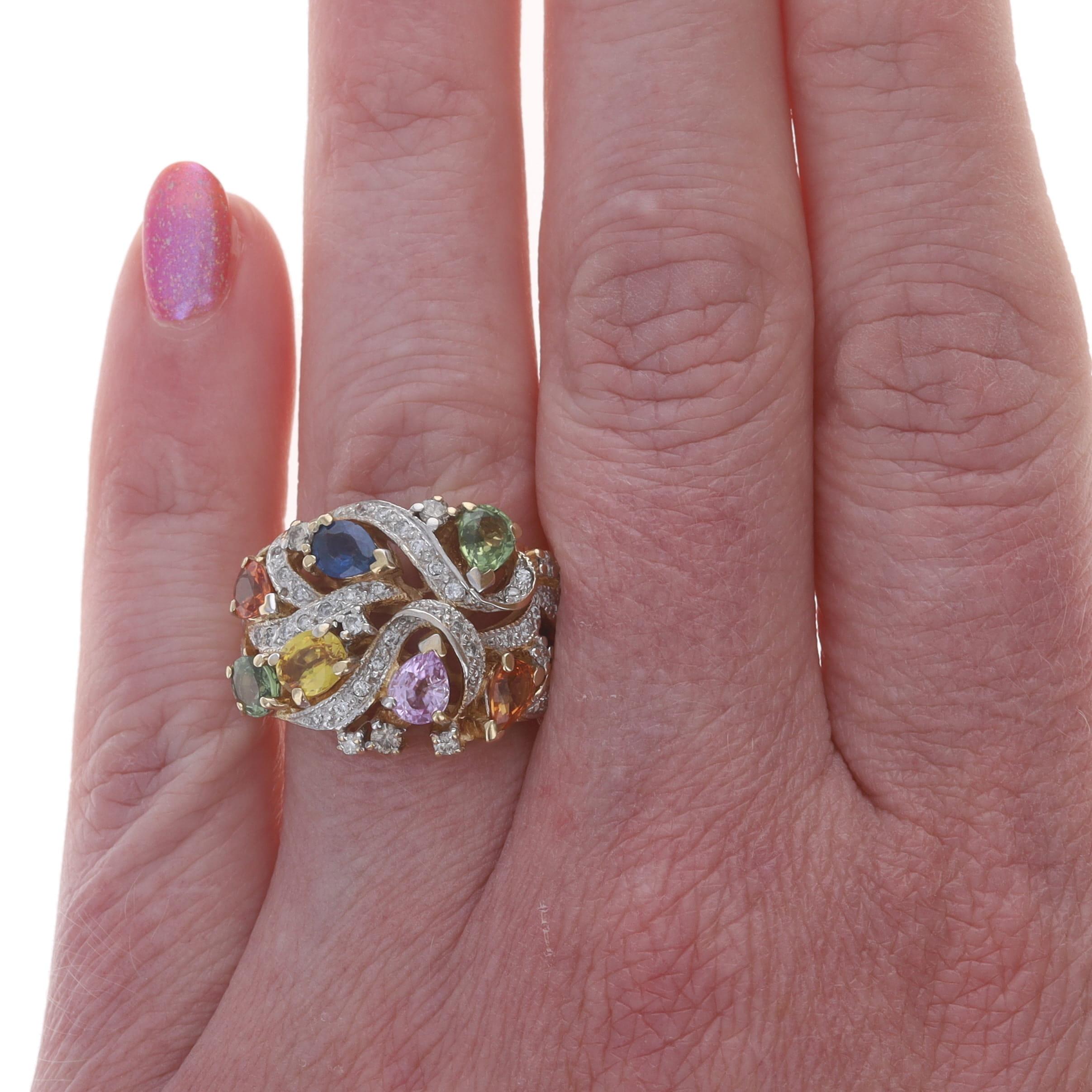 Taglio a goccia Le Vian Anello Cocktail con Zaffiro e Diamante in Oro Giallo 14k Pera 3,60ctw 6 1/4 in vendita