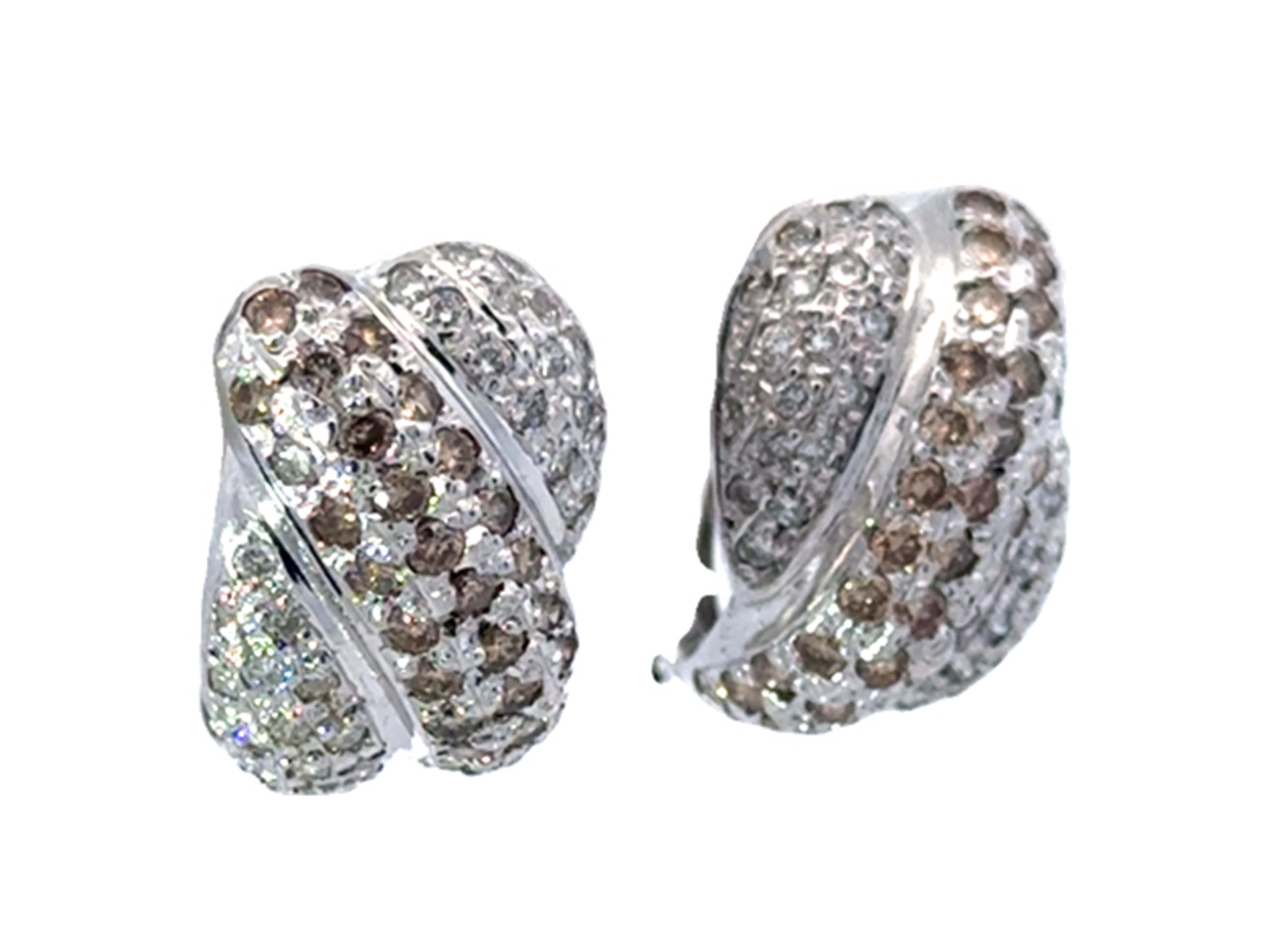 Earrings Specifications:

Metal: 14k White Gold

Total Weight: 9.5 Grams

Earring Measurements: 0.75