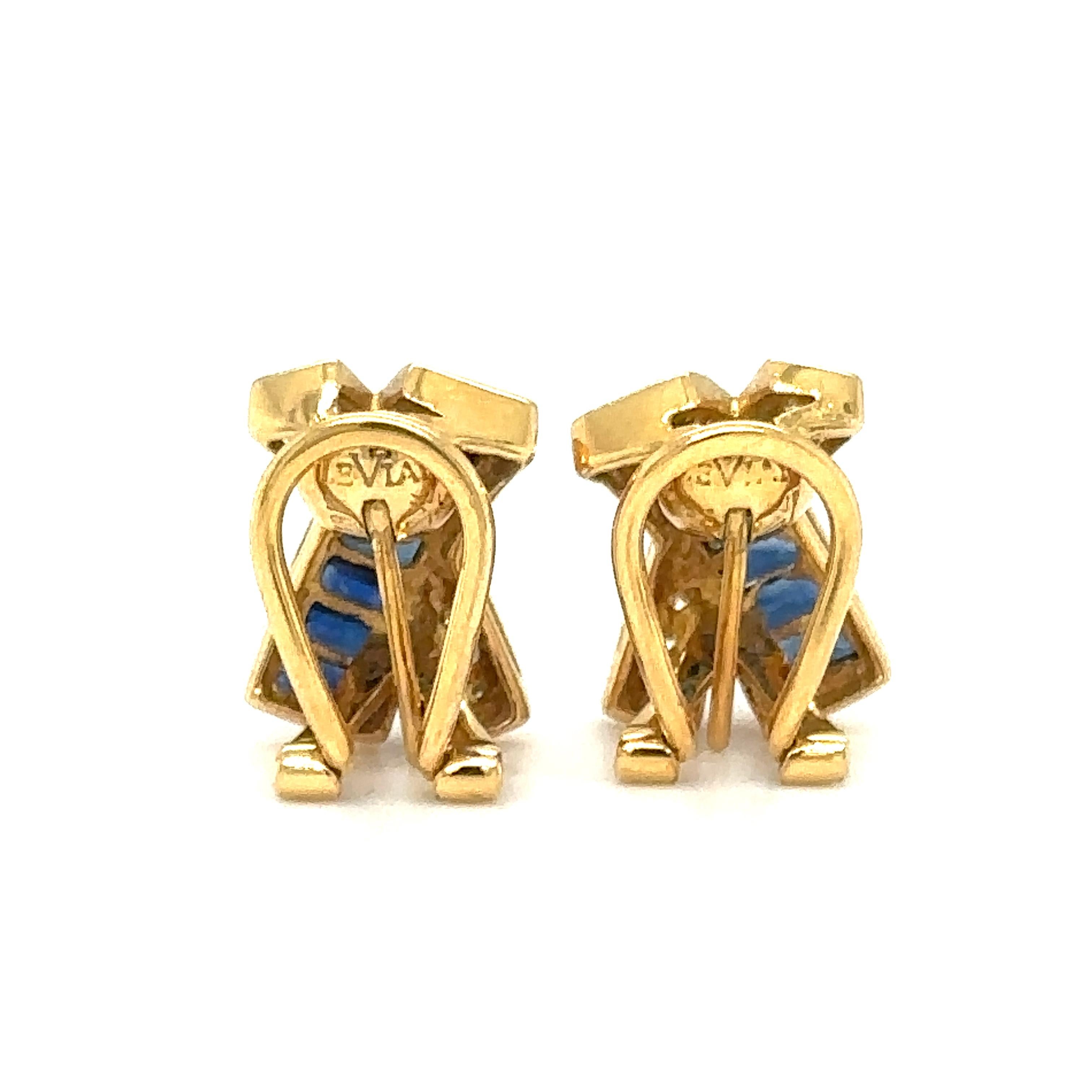 Taille baguette Boucles d'oreilles style LE VIAN X en or jaune 18 carats avec saphirs et diamants en vente