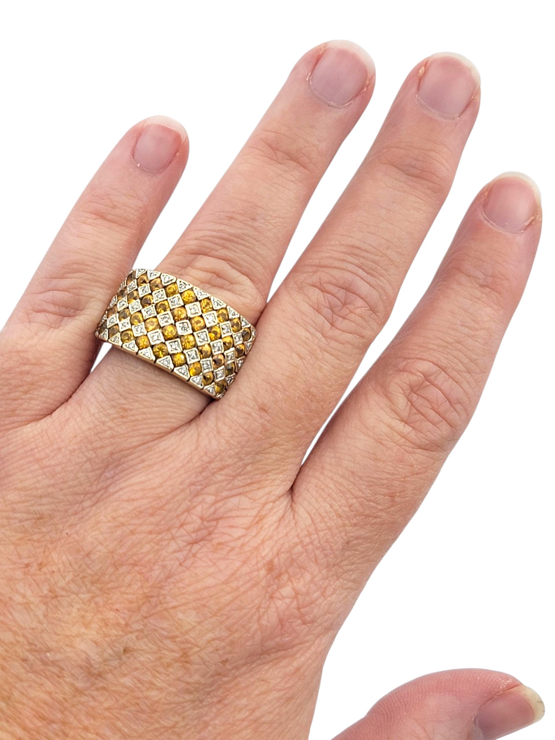 Anello Le Vane con zaffiro giallo e diamanti a scacchiera in oro bicolore 14 carati in vendita 2