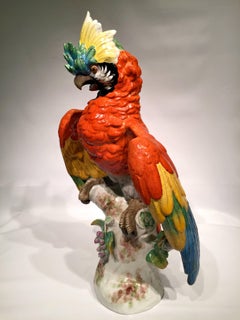 LE VIEUX PARIS Multicolored Cockatoo, France Art Nouveau Porcelain, circa 1900