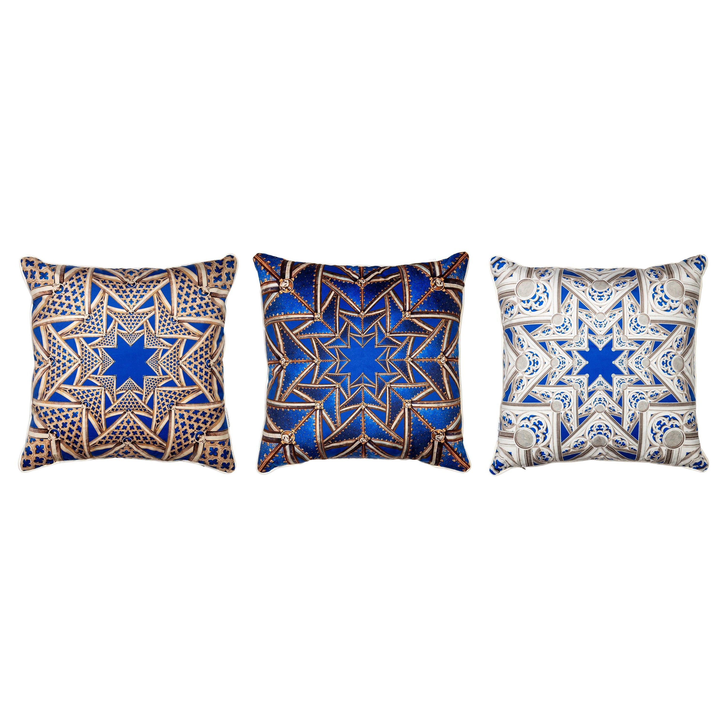 Le Volte Celesti, almohadas contemporáneas de terciopelo estampado de Vito Nesta
