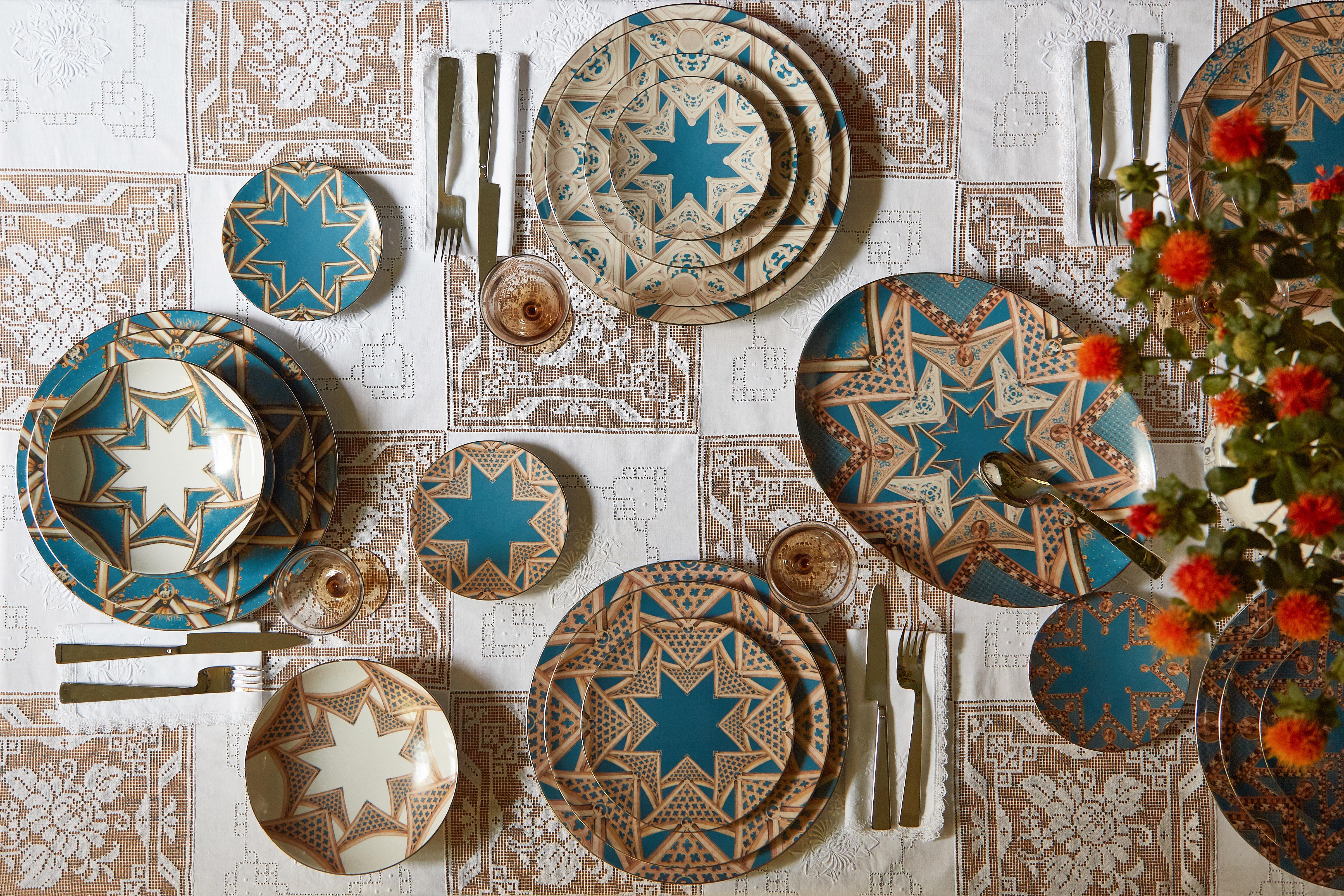 Le Volte Celesti, Six Contemporary Porcelain Plates with Decorative Design For Sale 8