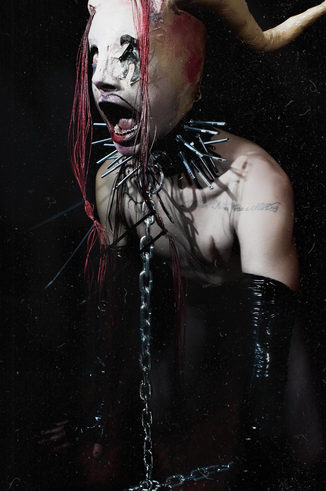 Sucubo II, Diptych. Limited Edition Portrait Photograph. im Angebot 1
