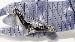 Spilla a mosaico blu di Lea Stein del 1970