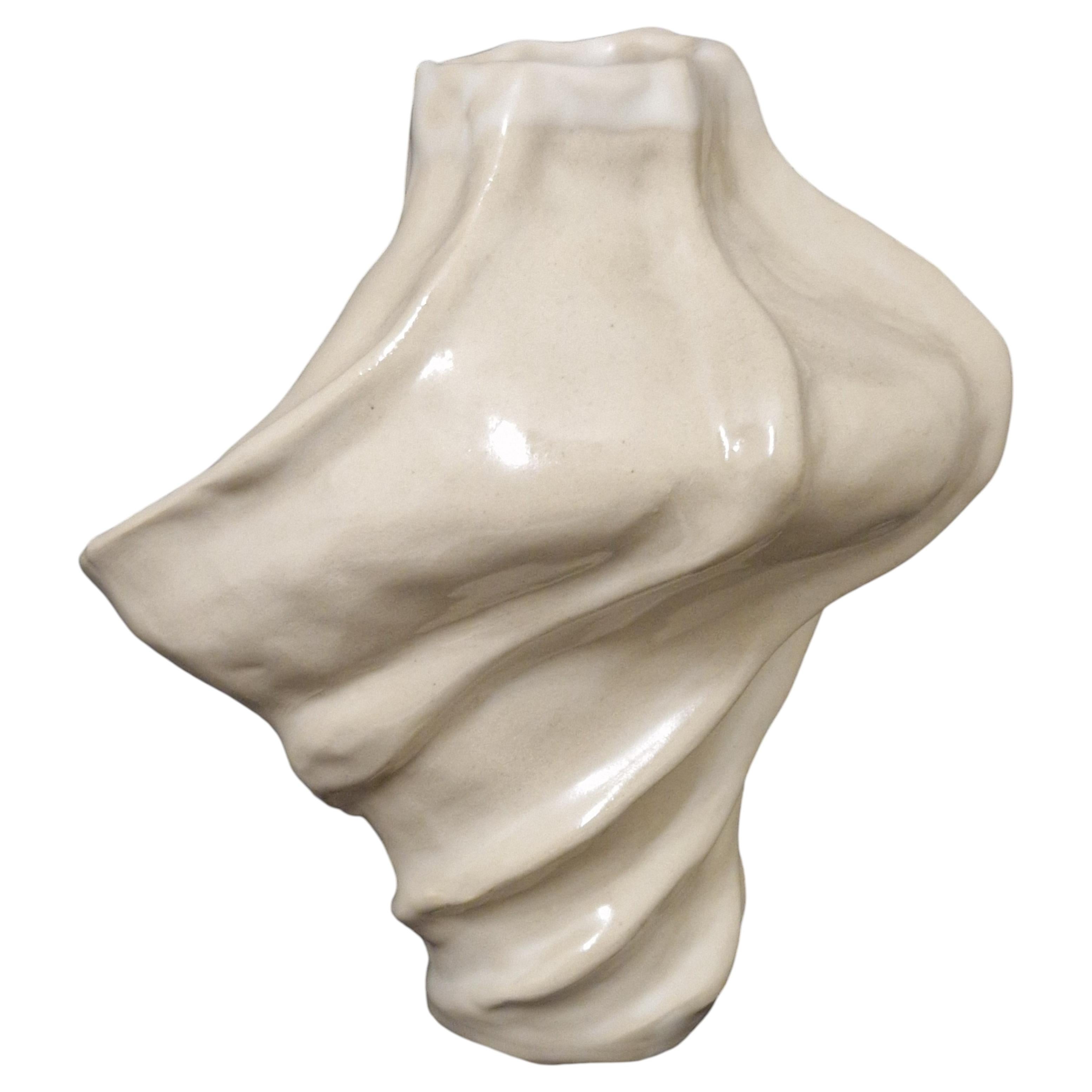 Lea Vase by Moldra