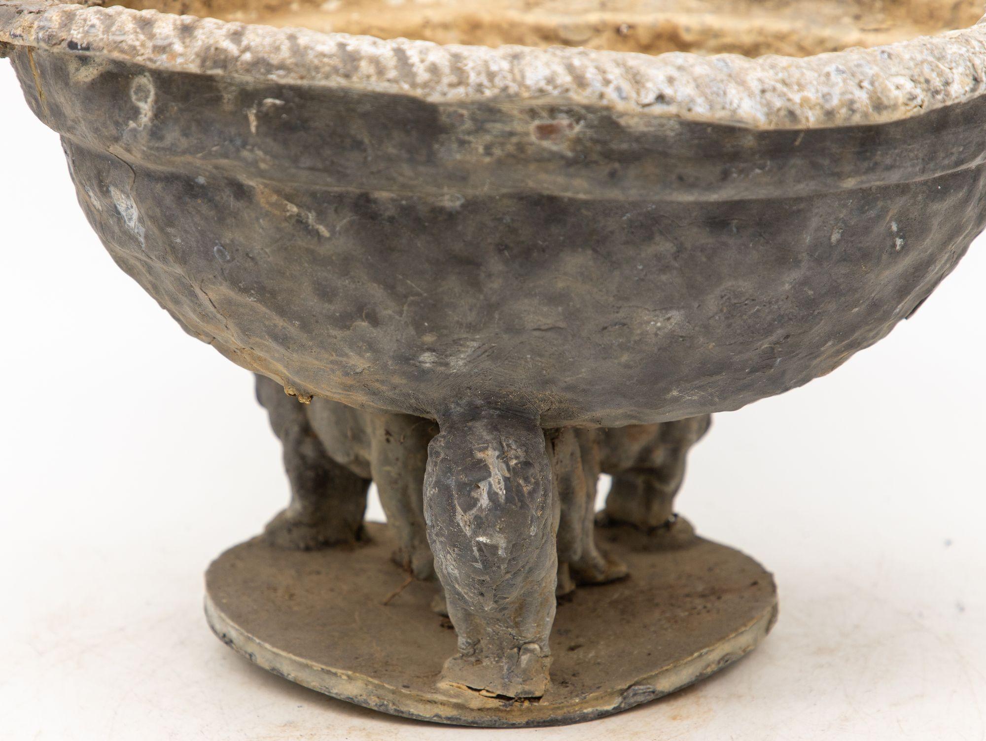 Lead Bird Bath on Lion Supports, late 19th century For Sale 2