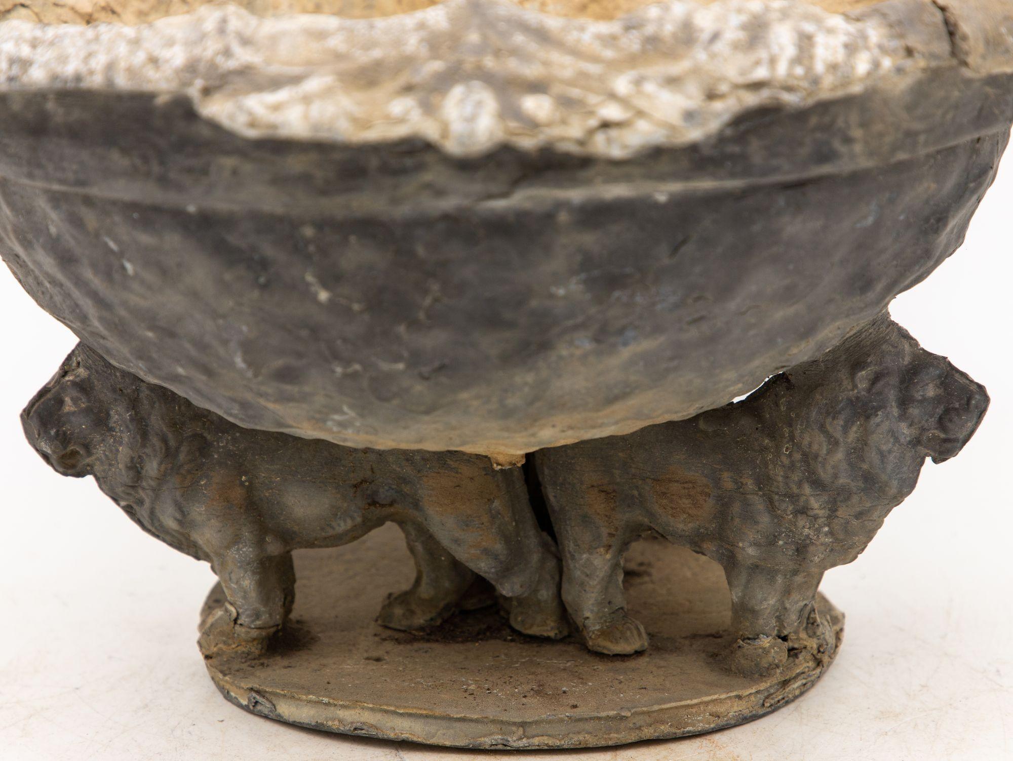 Lead Bird Bath on Lion Supports, late 19th century For Sale 3