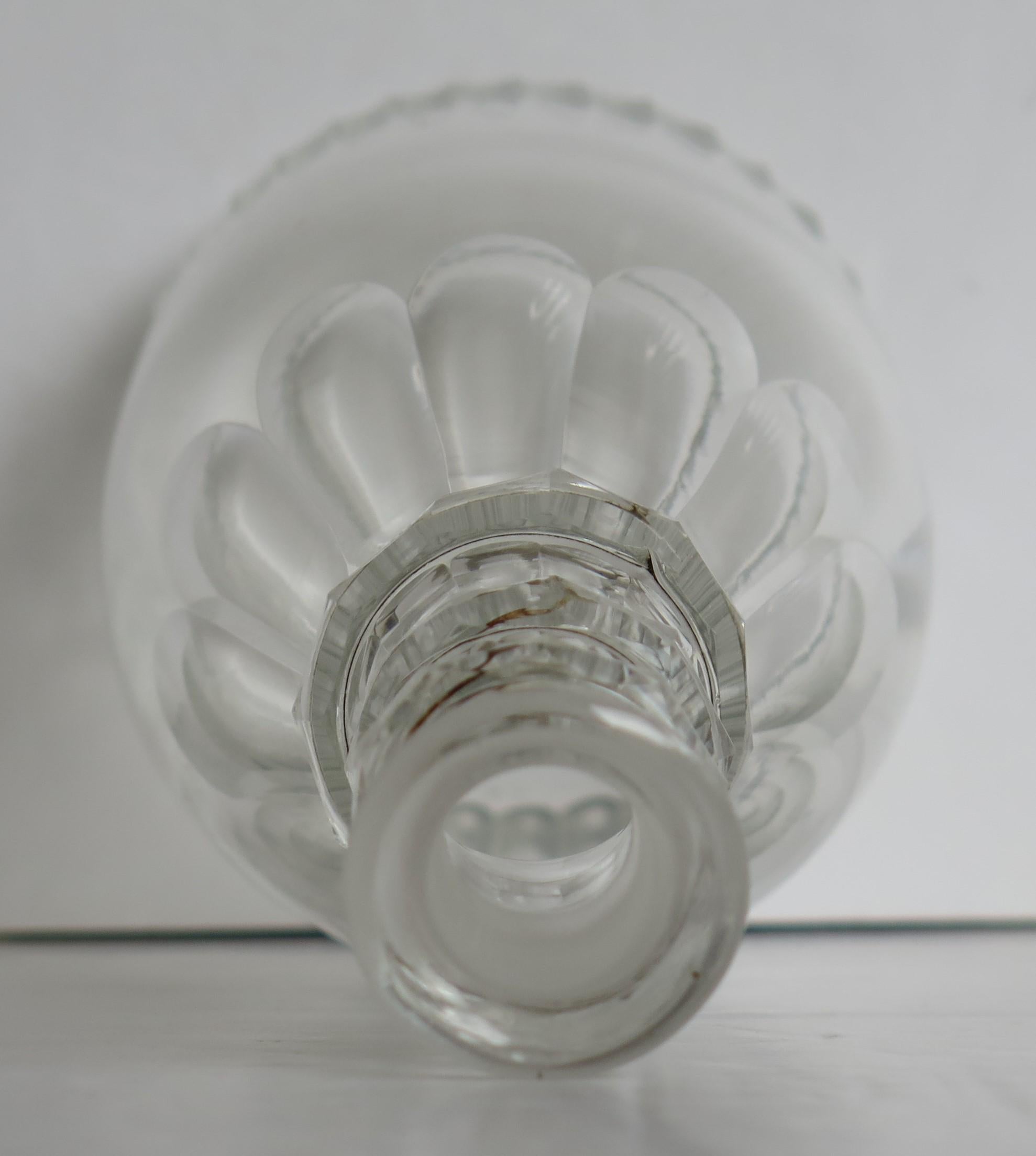 Blei Bleikristall geschliffenes Glas Mallet Dekanter Drei Halsringe Rautenstopfen, ca. 1790 im Angebot 10