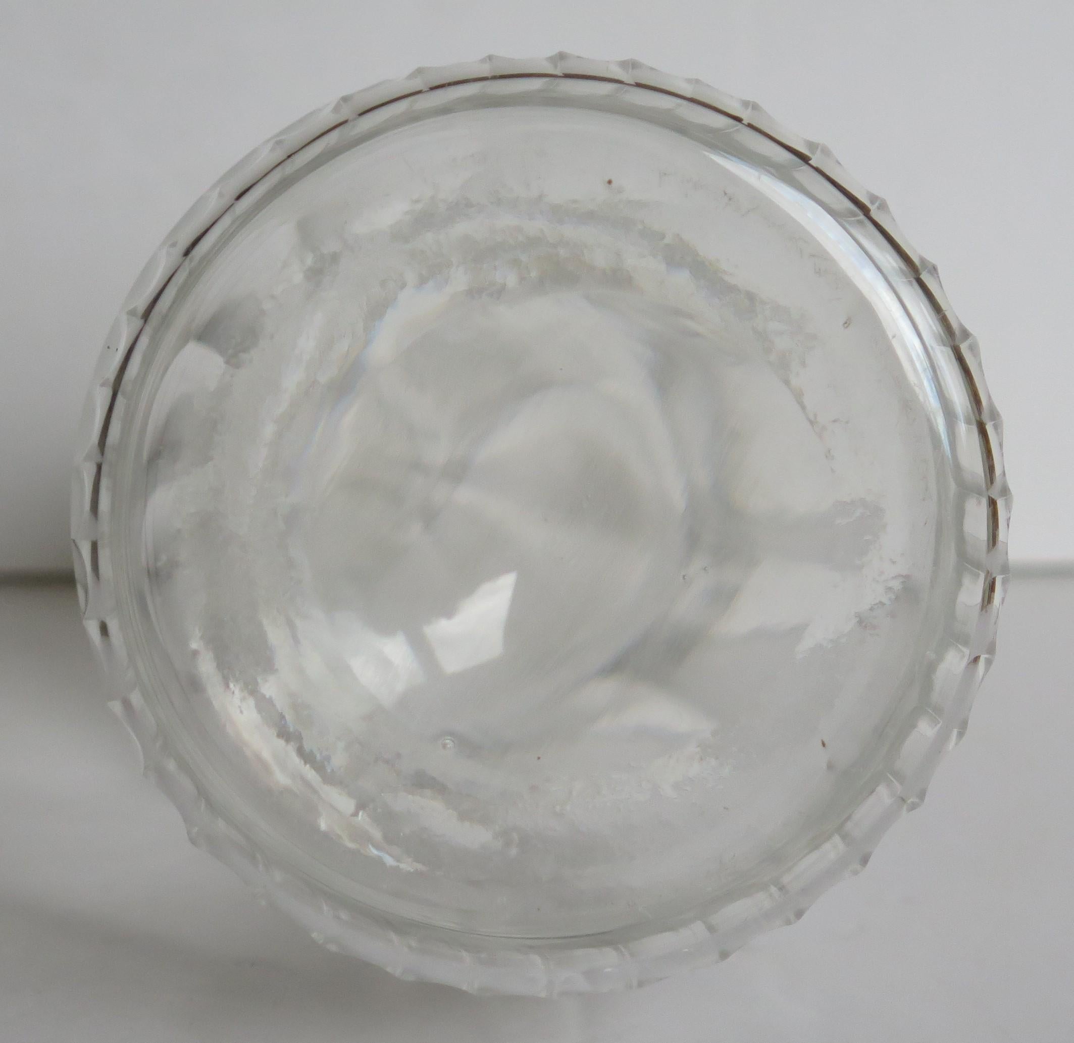 Blei Bleikristall geschliffenes Glas Mallet Dekanter Drei Halsringe Rautenstopfen, ca. 1790 im Angebot 12
