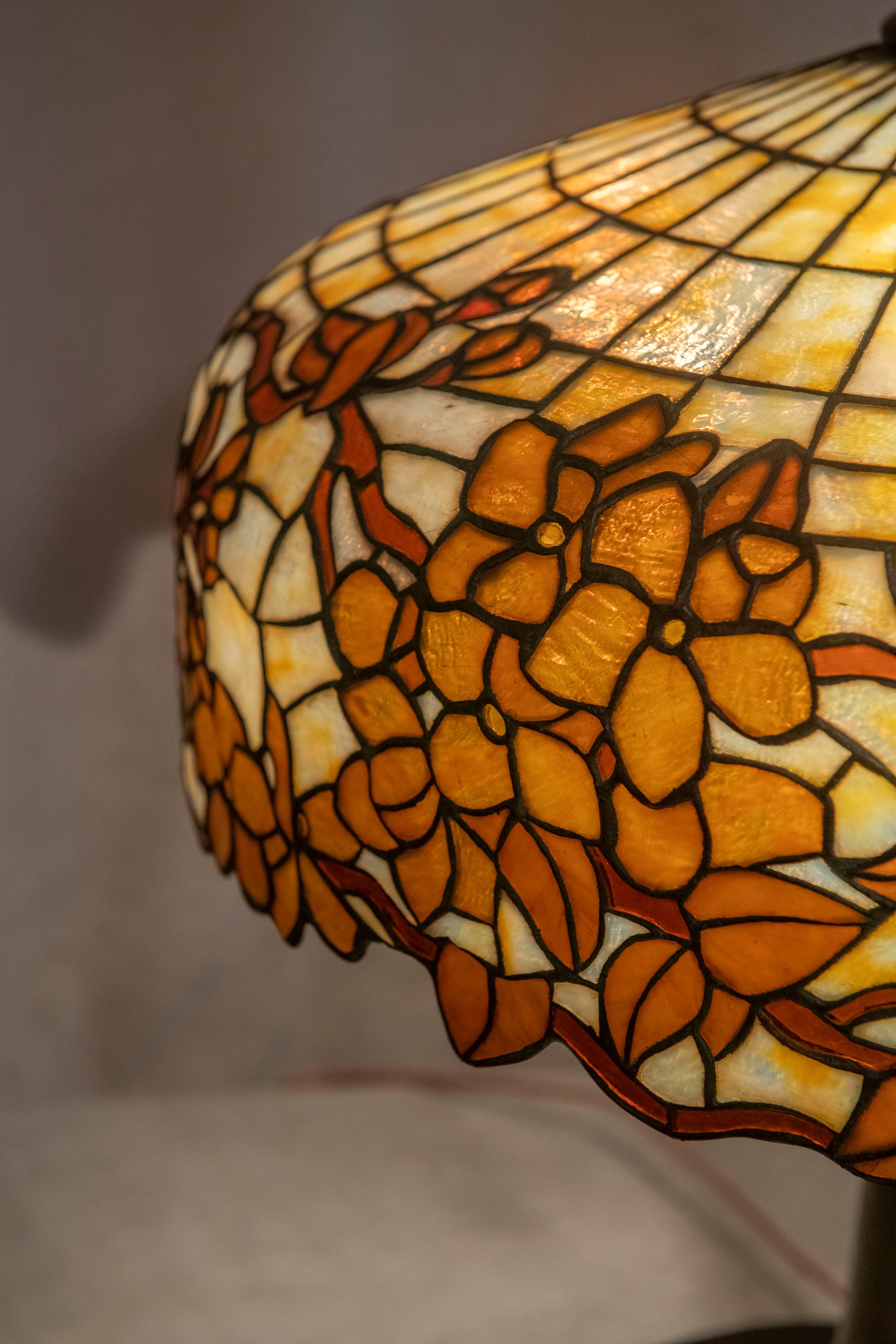 floral stained glass lamp