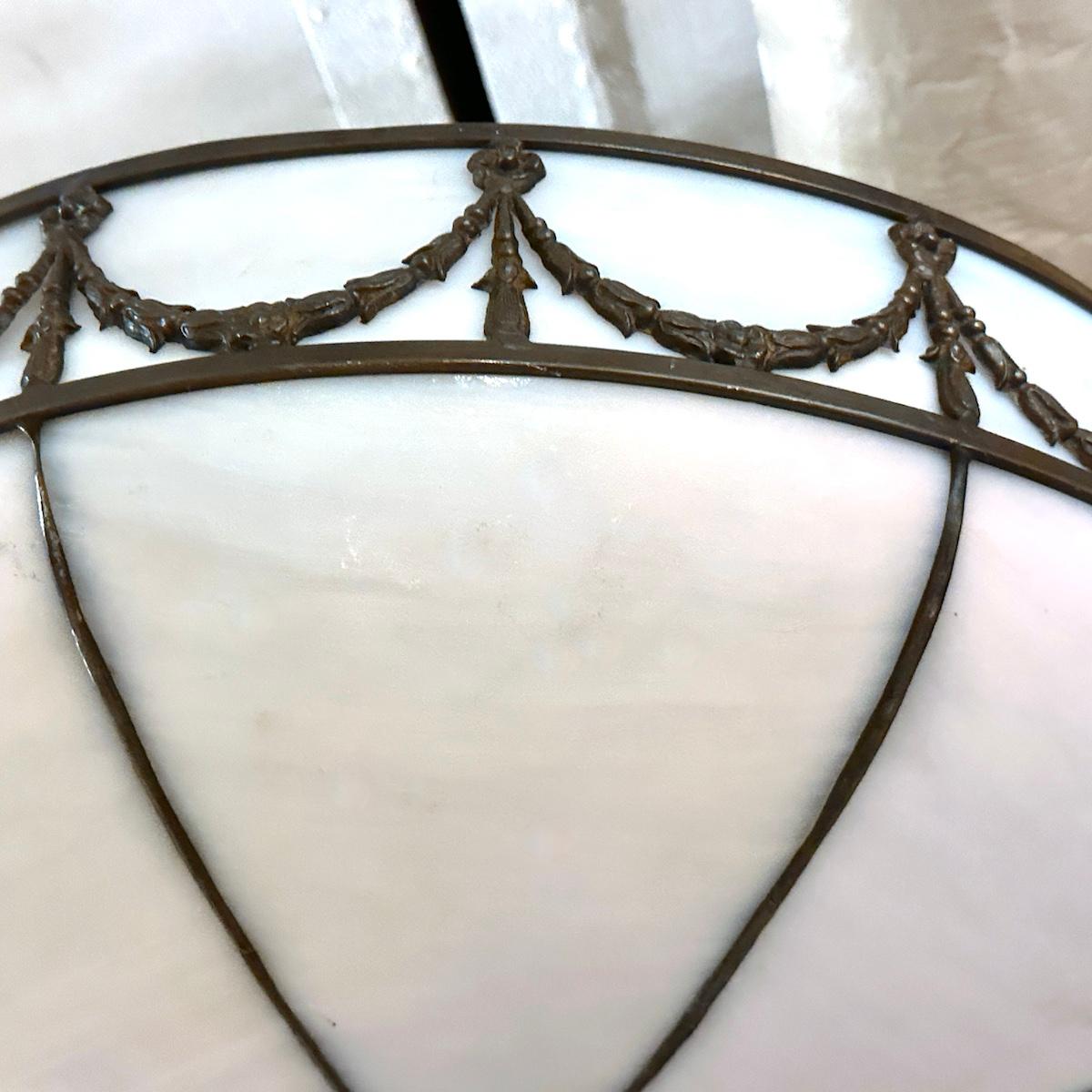 Leaded Glass Light Fixture en venta 5